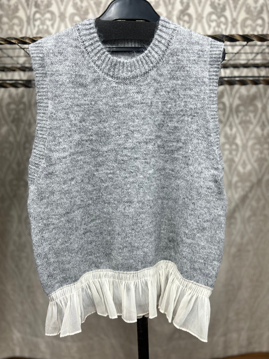 裾フリルニットベスト 売り切れの場合10月15日午後に再入荷アップ予定