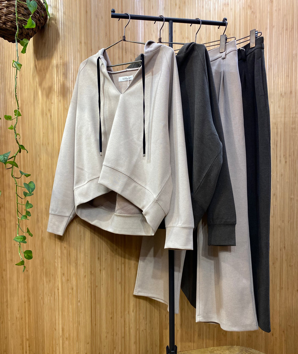 ☆CLEIO タックワイドパンツ