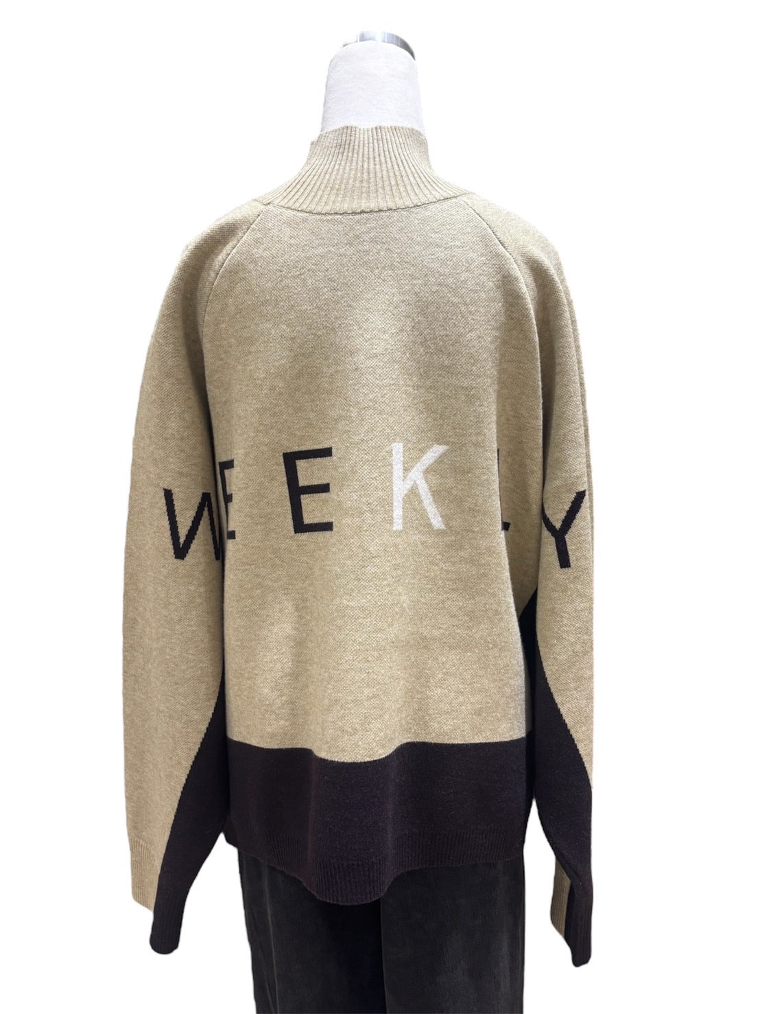 ◎Eimee LawバックロゴJQトリミングタートルニット