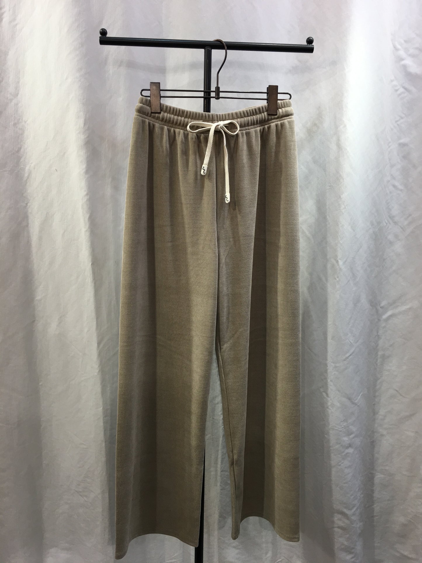 ☆リラックスコーデュロイパンツ