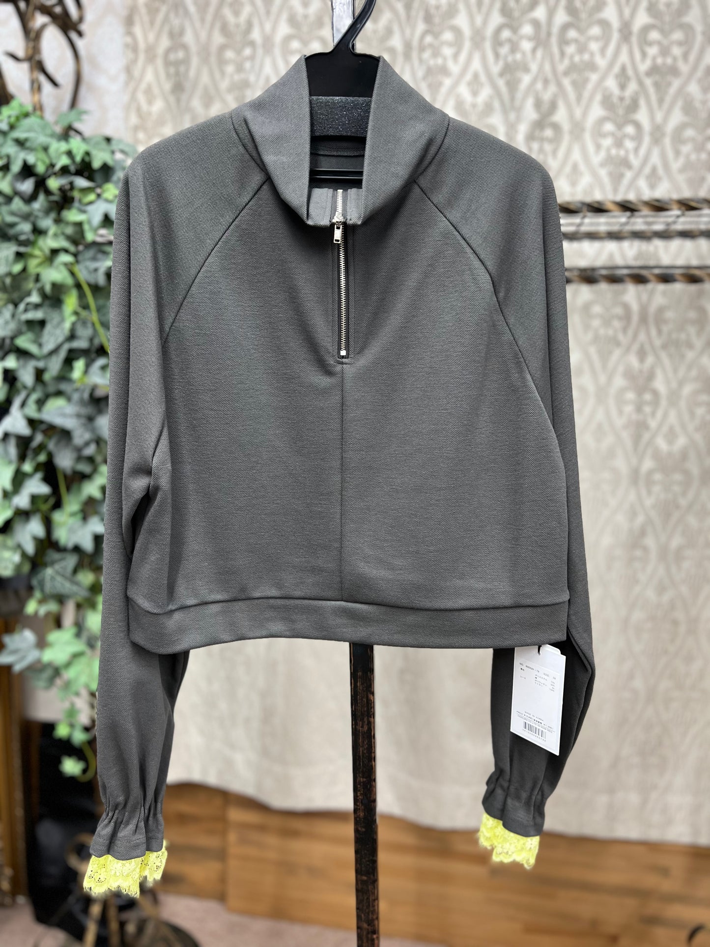 TEVALT ハーフジップ配色レースTOPS
