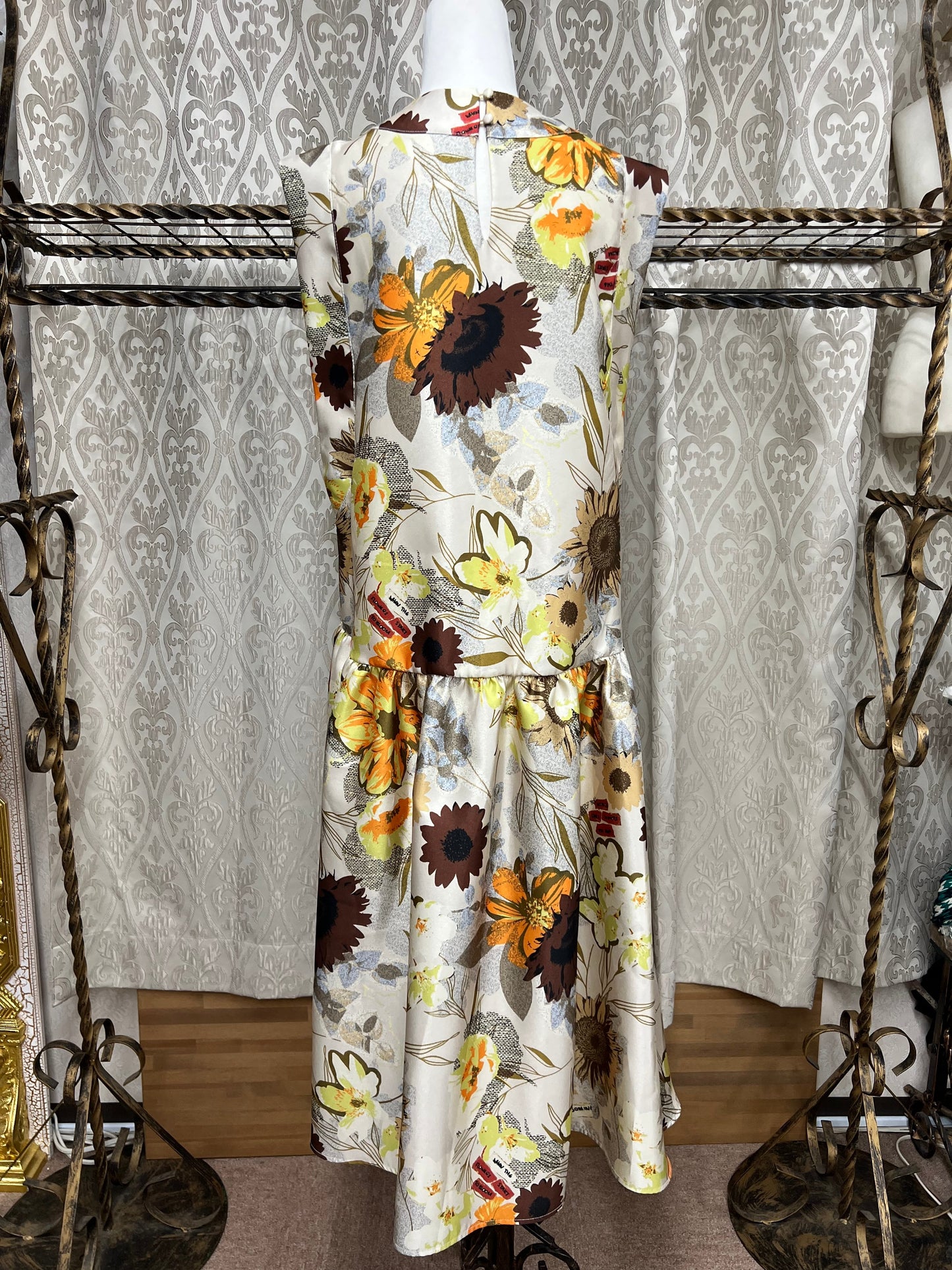 フラワープリントワンピース