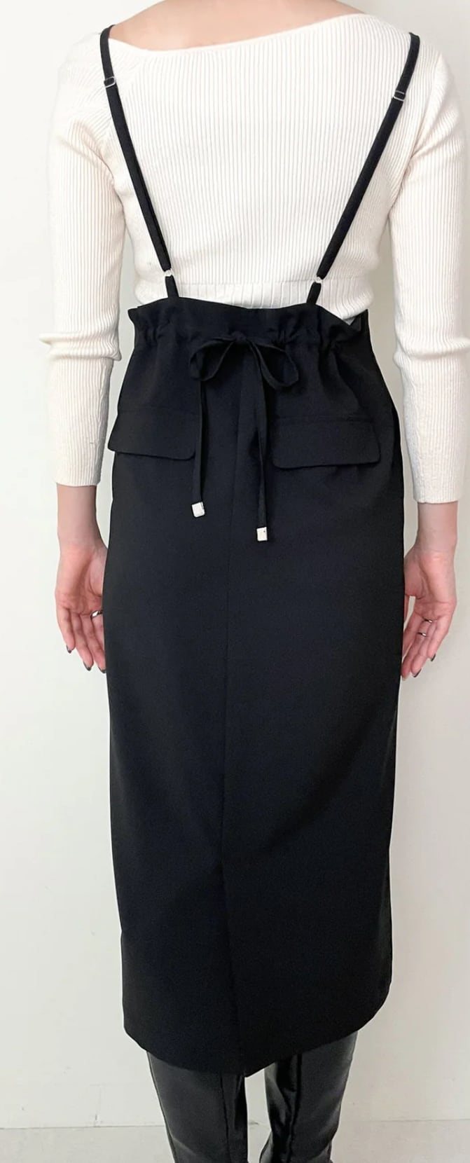 【6月28日在庫追加】TEVALT バックギャザーサスペンダースカート