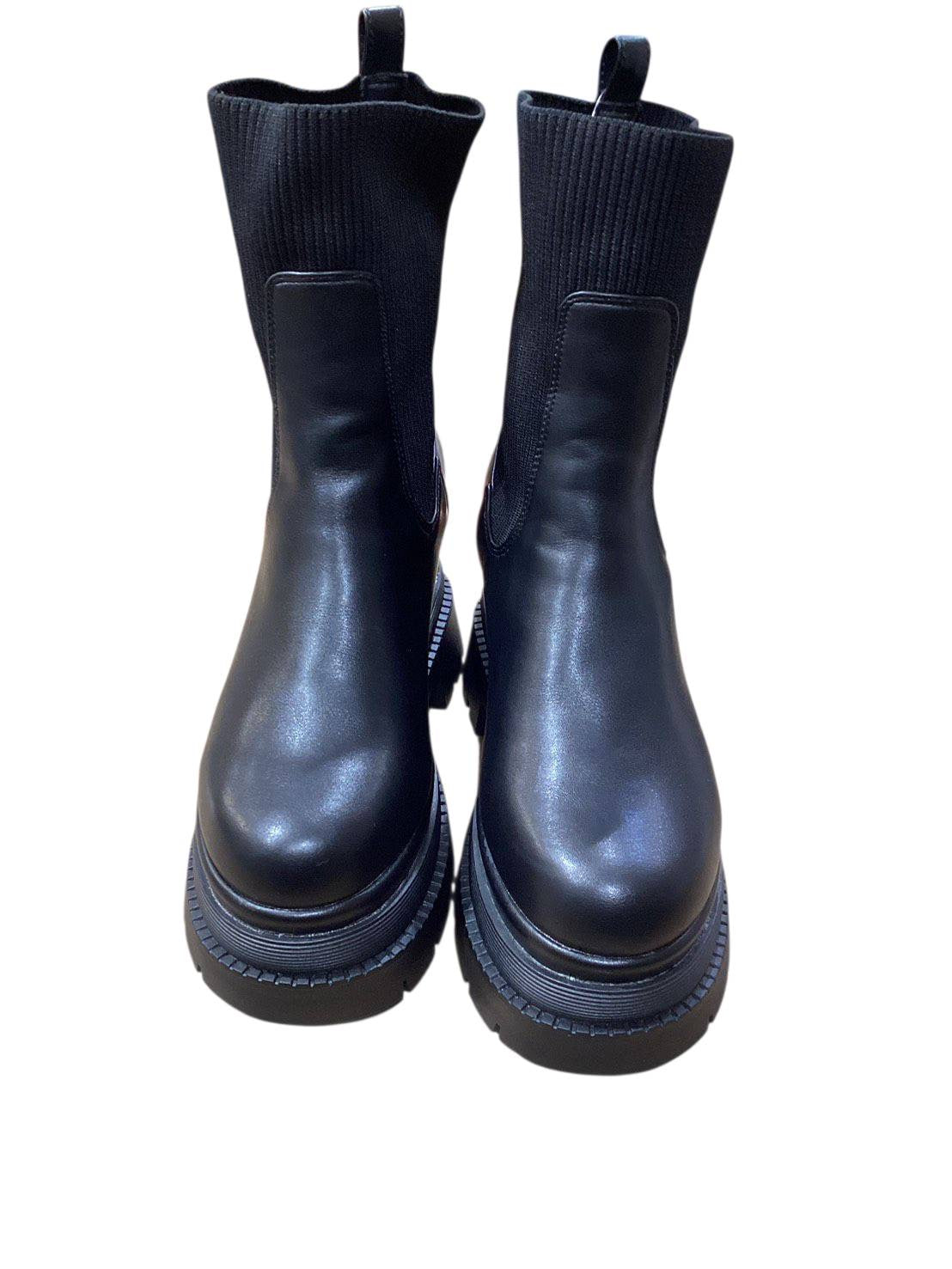 ◎ふかふかクッション入りニットショートブーツ