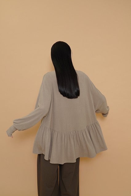 ⭐︎【予約商品】CYAN ラウンドギャザーウォームドルマンTOPS 即日決済10%クーポン還元🎁