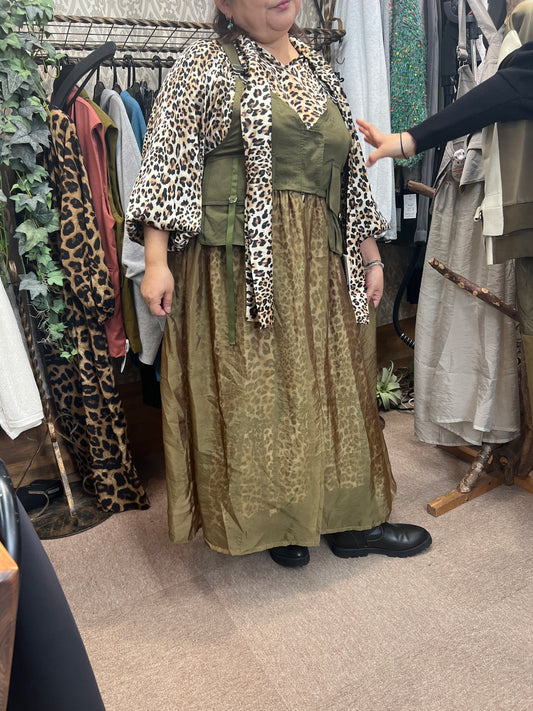 オーガンジーワンピース