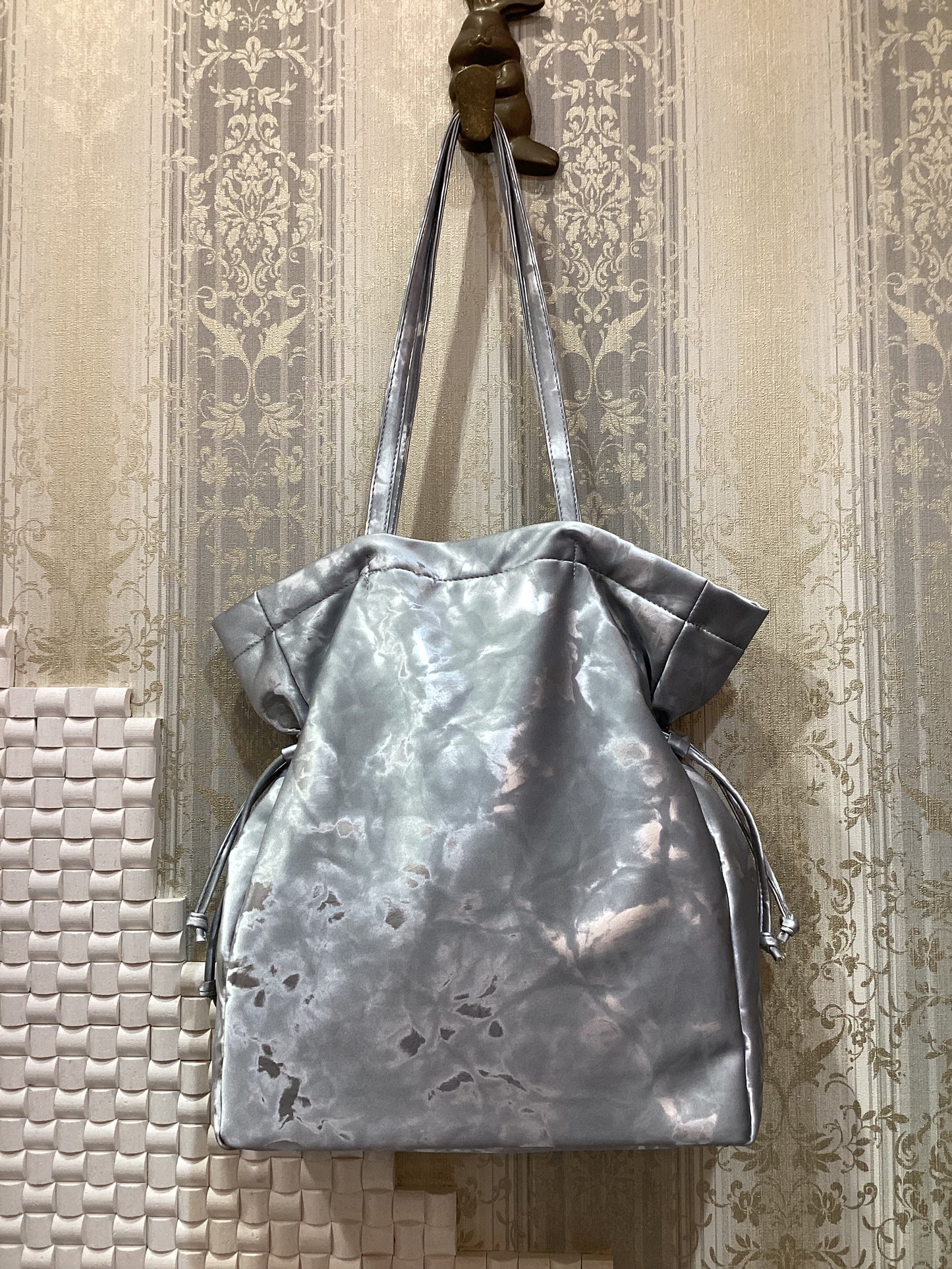 ◎フェイクレザー巾着トートバッグ