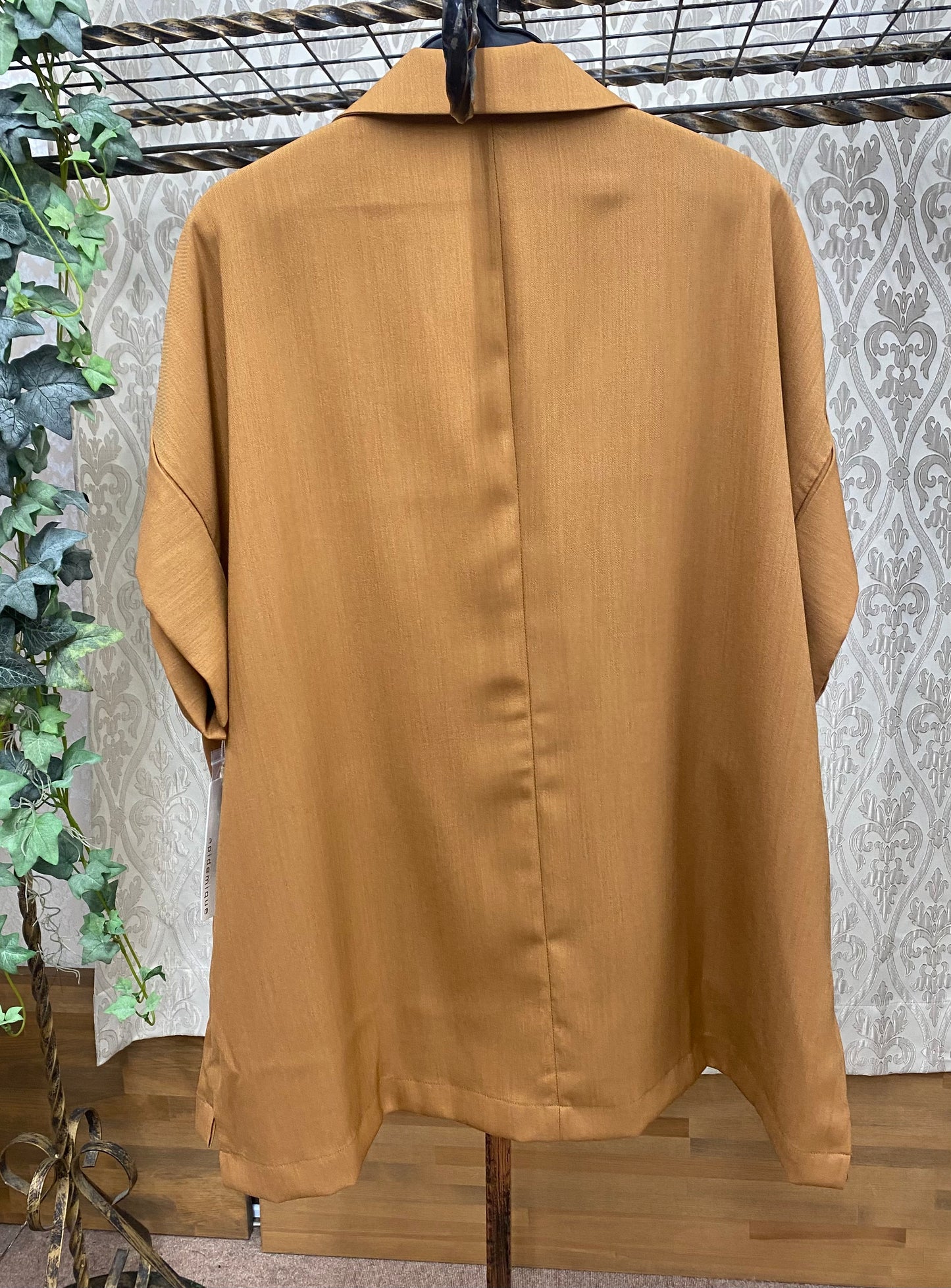 epidemique ノースリテーラージャケット