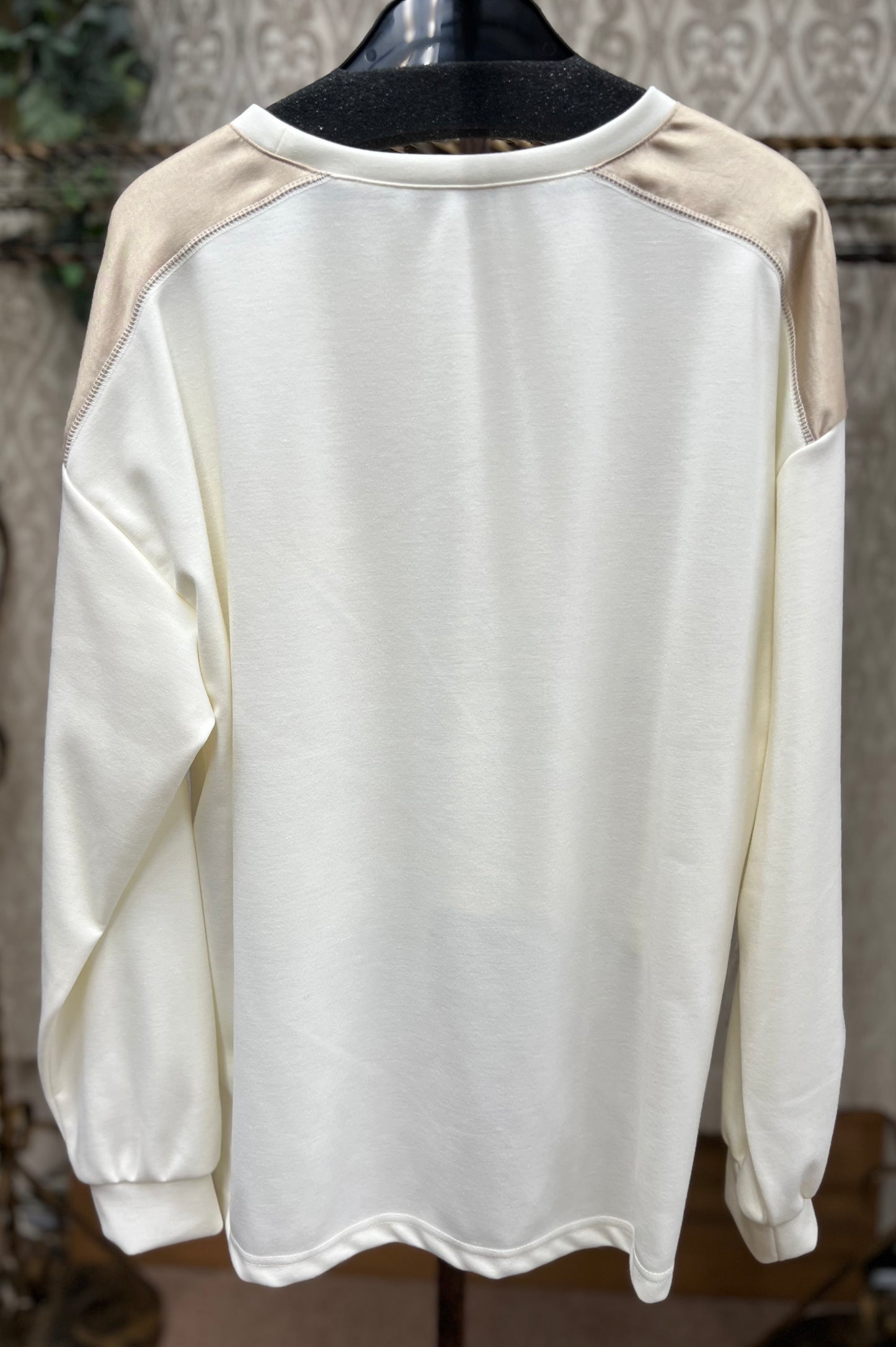 ロゴ刺繍ロゴプリントTOPS