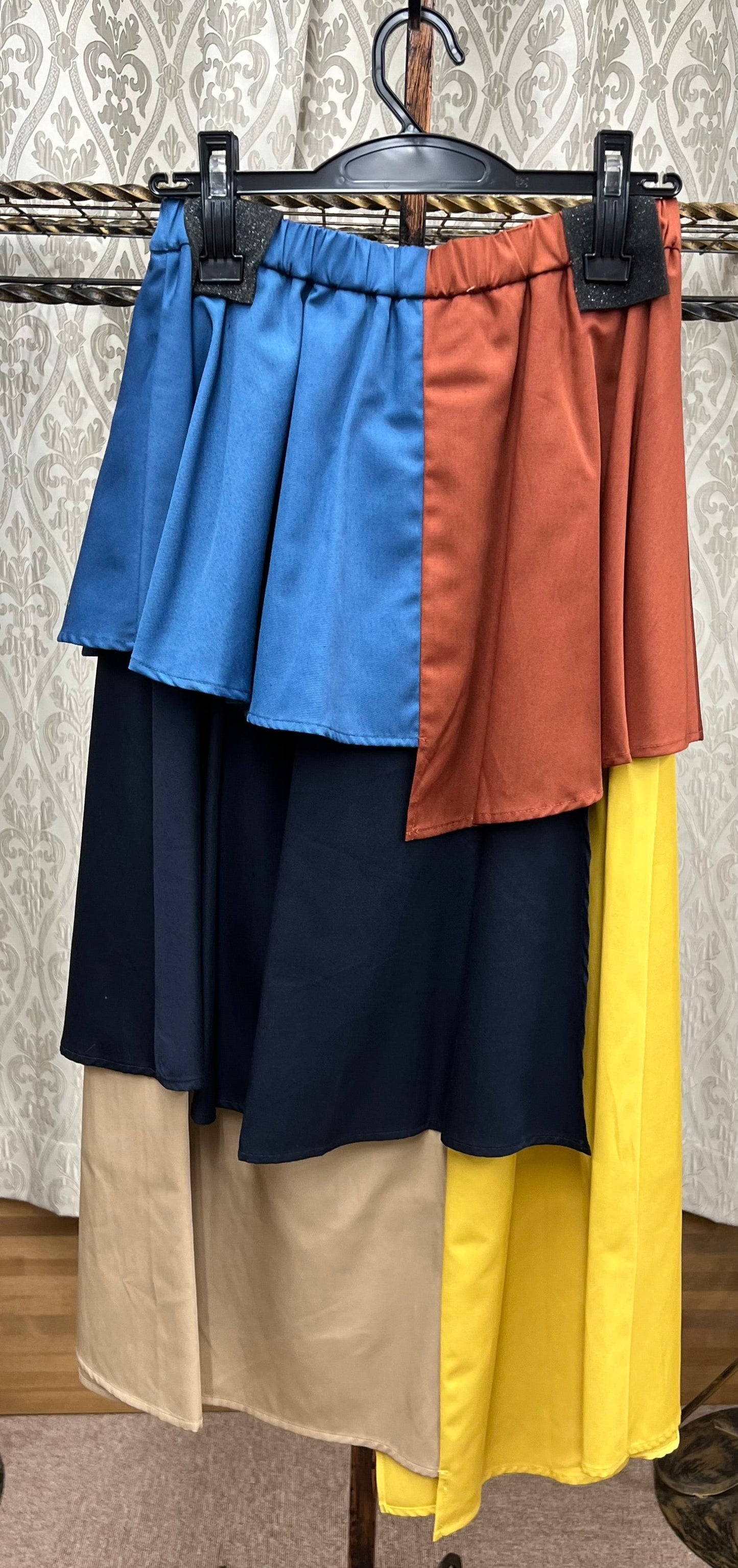 【8月20日再入荷】TEVALT 配色ティアードSK