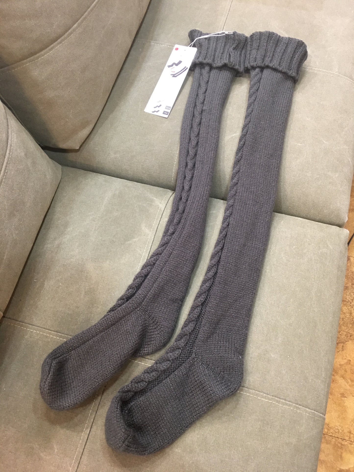 【予約商品】ayaneケーブル編みハイソックス