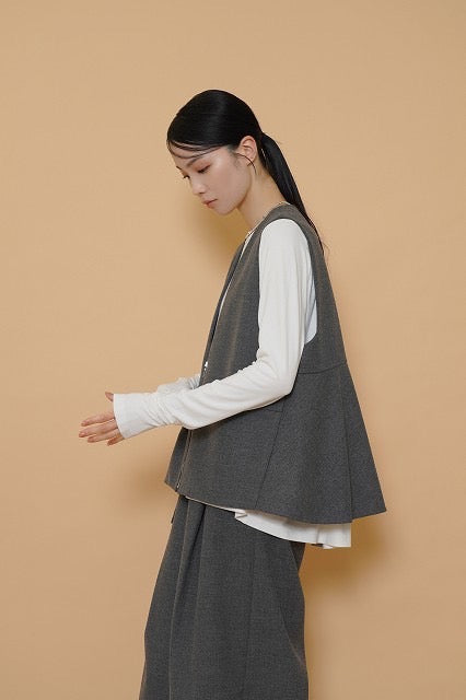 ⭐︎【予約商品】CYAN フラノZIPフレアジレ 即日決済10%クーポン還元🎁