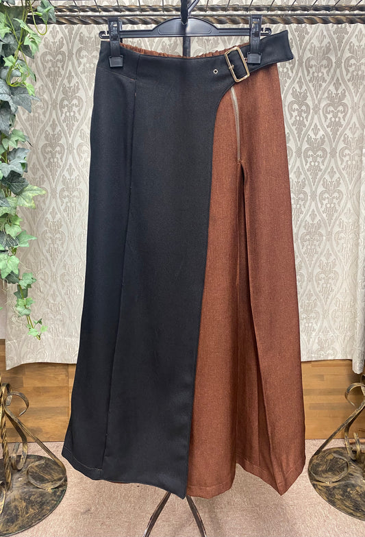 ブラッシュボックスパンツ