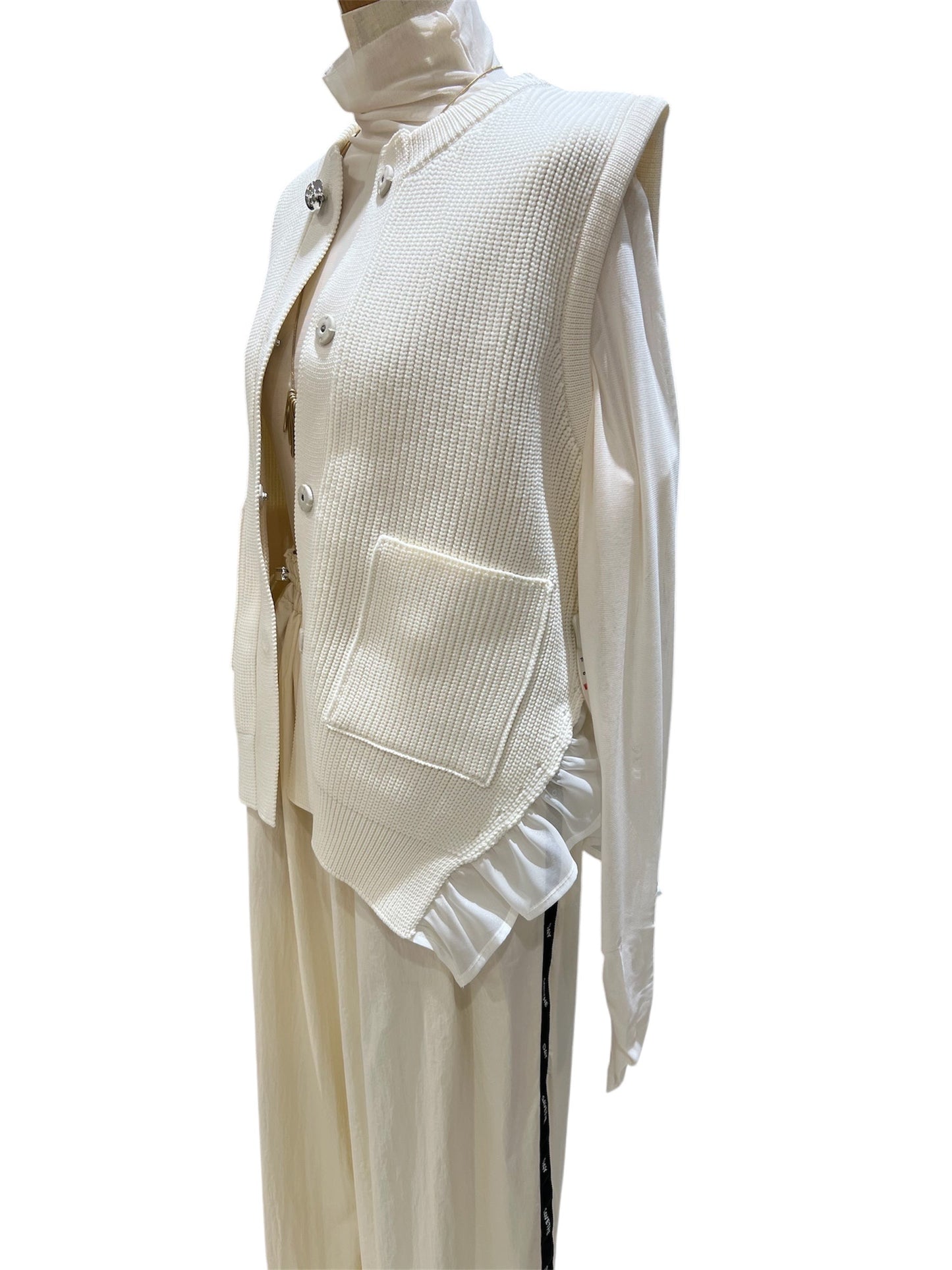 ◎Eimee Lawフリルヘムニットジレ