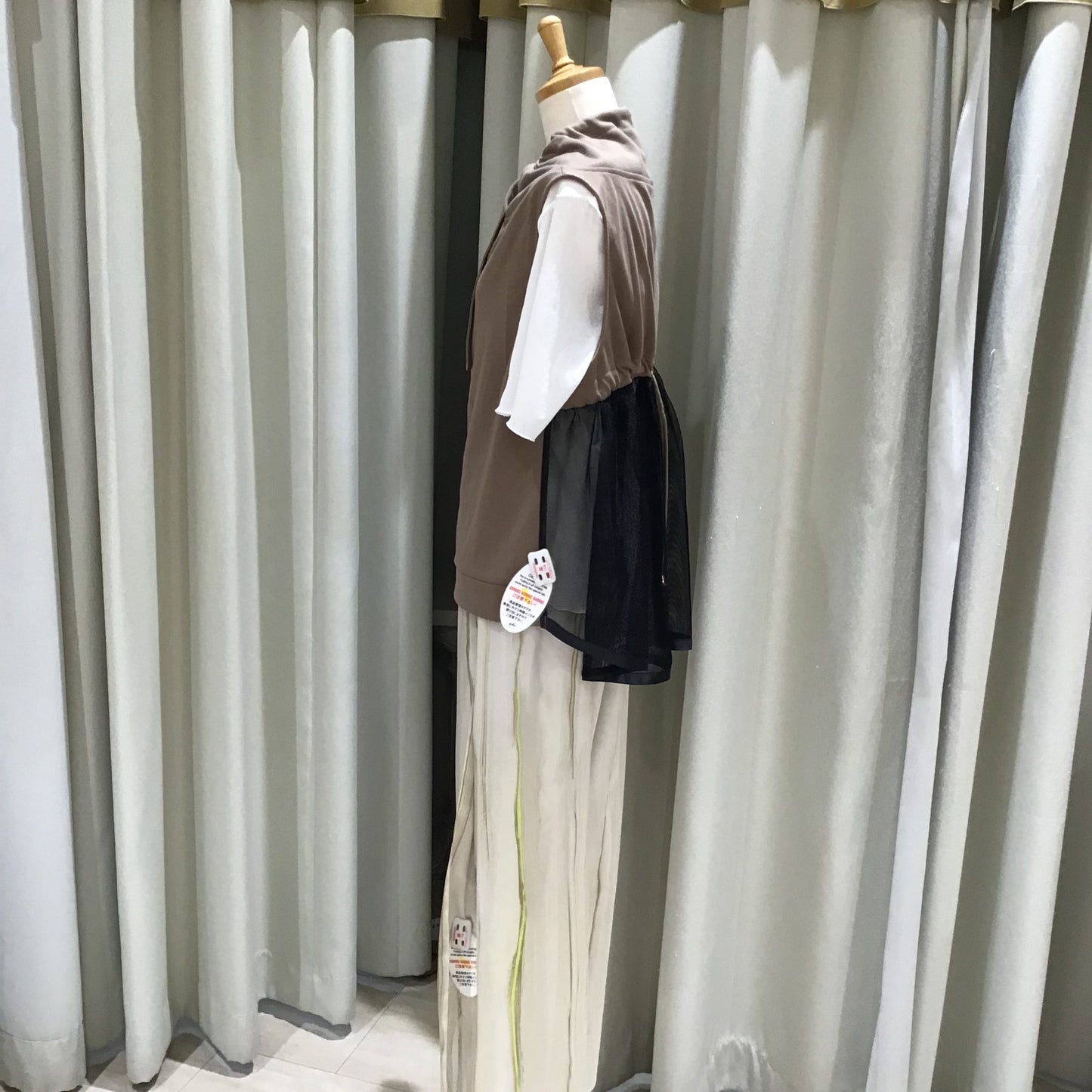 ◎メッシュ切替ZIP UP