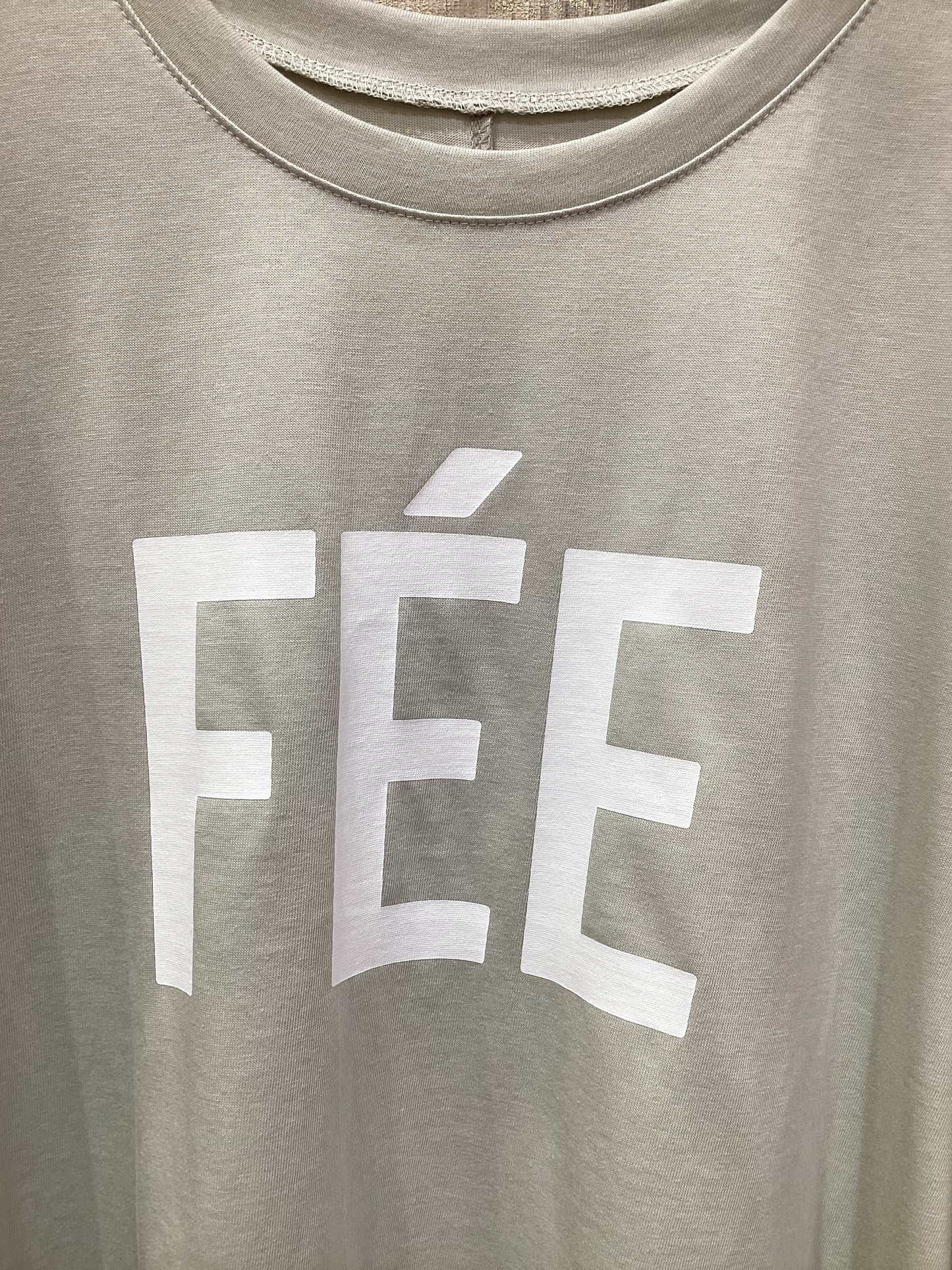 ◯FEEロゴT