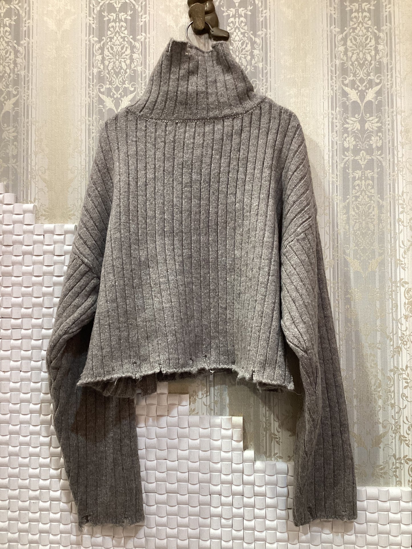 ◯ダブルZIPダメージハイネックPO