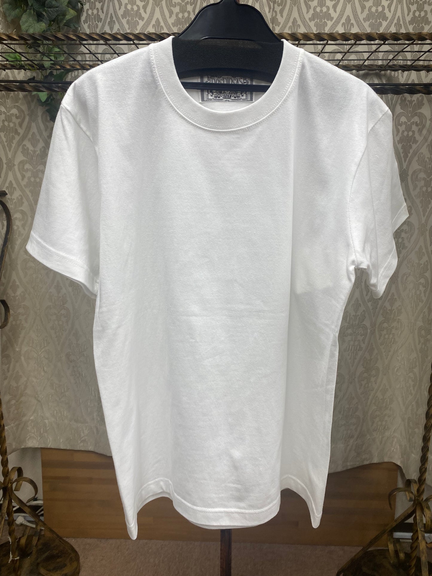 DOS DIOSAS⑤バック箔プリントTシャツ