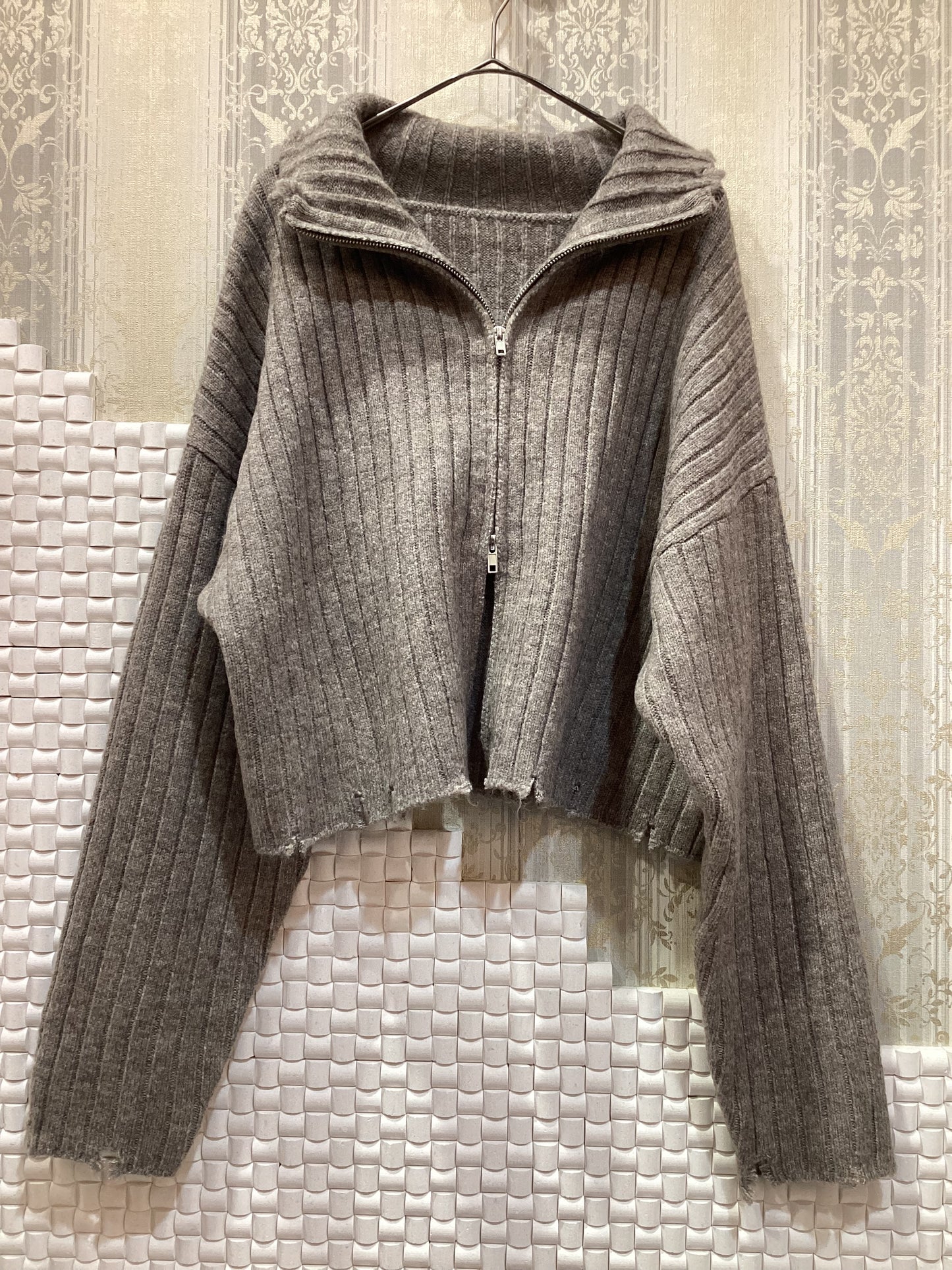 ◯ダブルZIPダメージハイネックPO