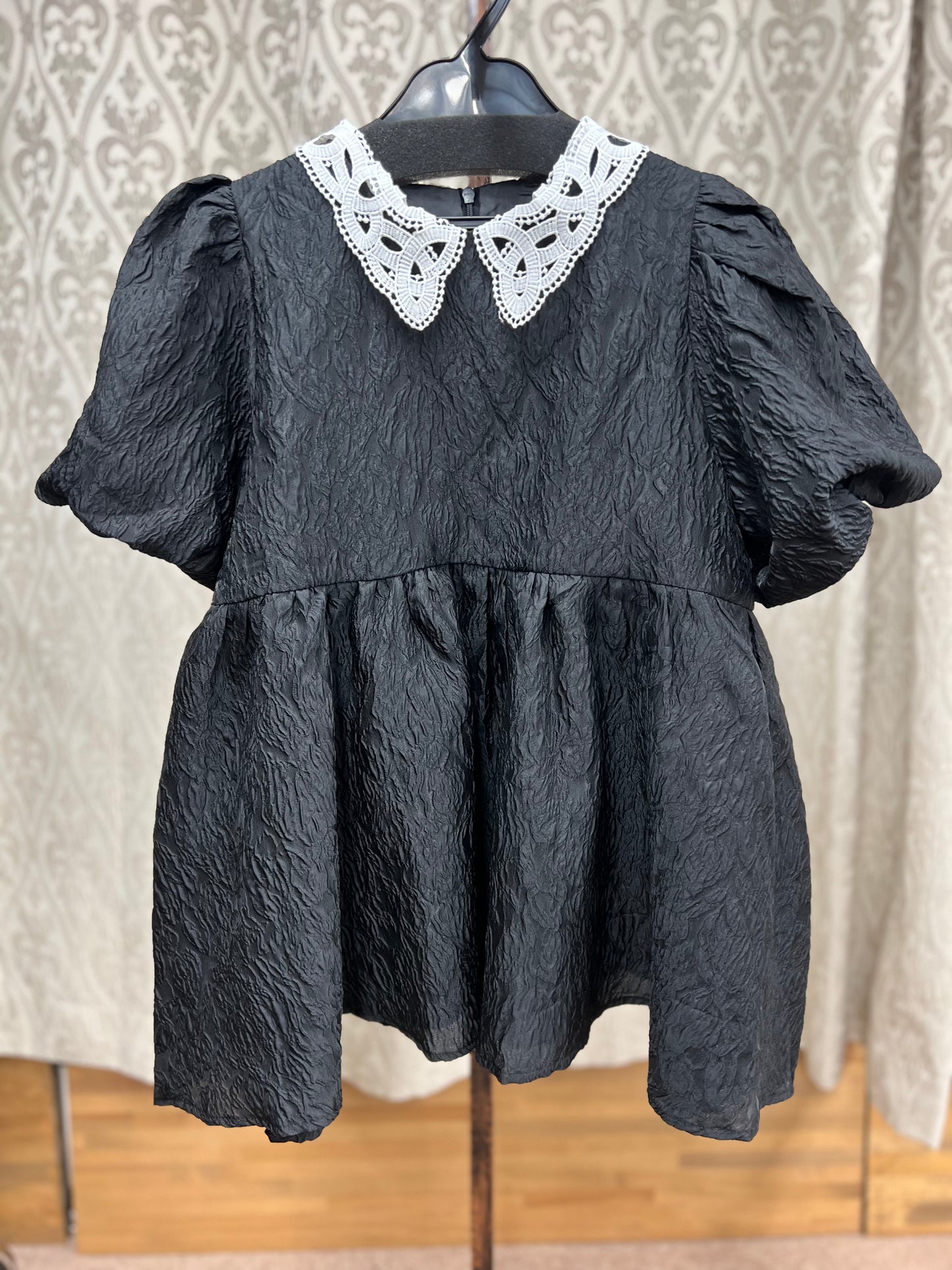 レース襟ジャガードぺプラムTOPS