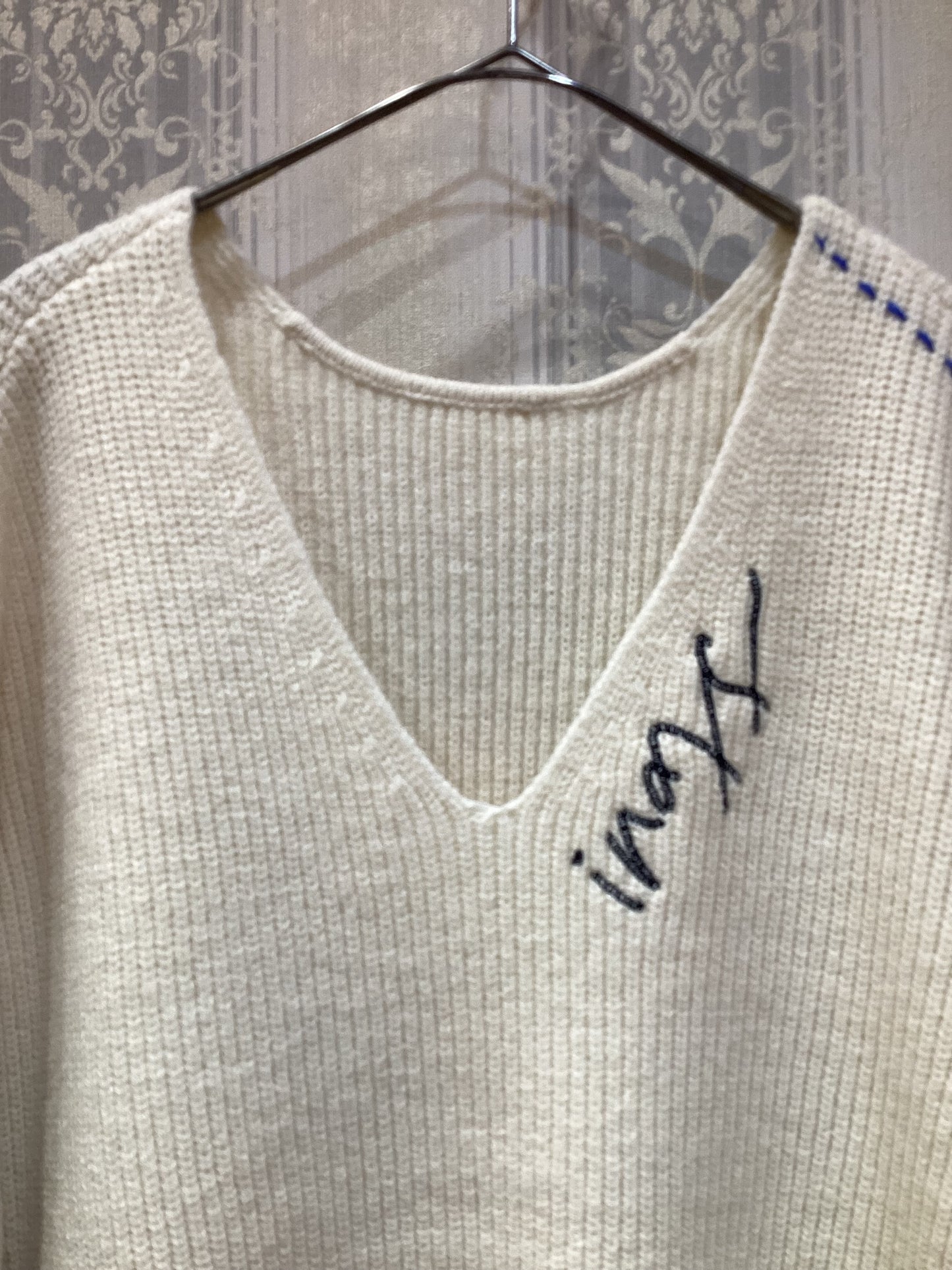 ◯Eimee Law ランダム刺繍ロゴニット