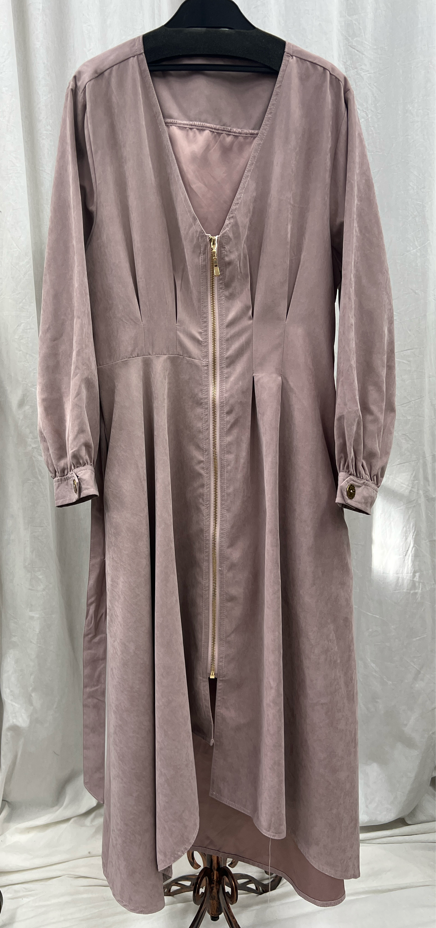 イレギュラーヘムロングZIPUP