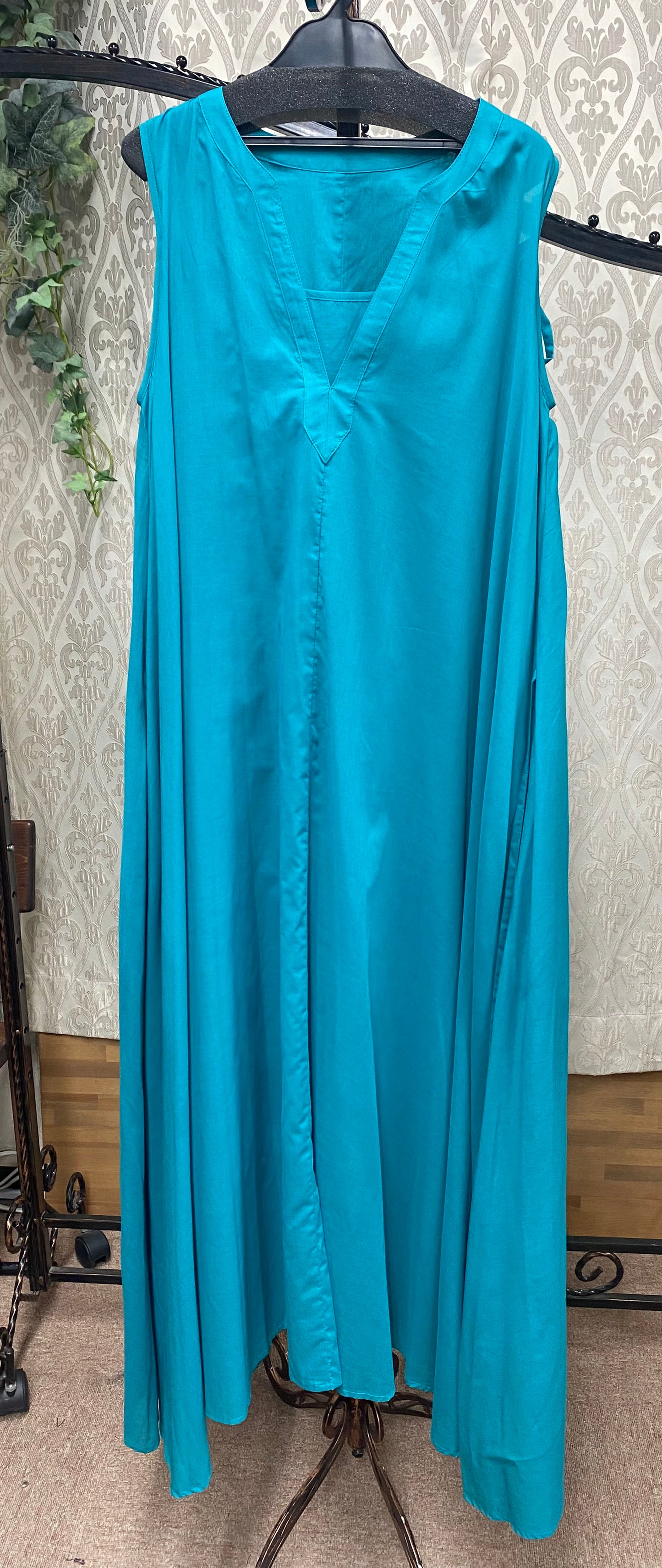 ananaローンワンピース