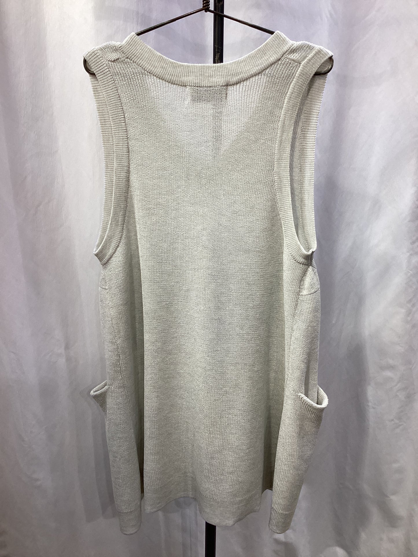 ☆CYAN サーキュラーベスト