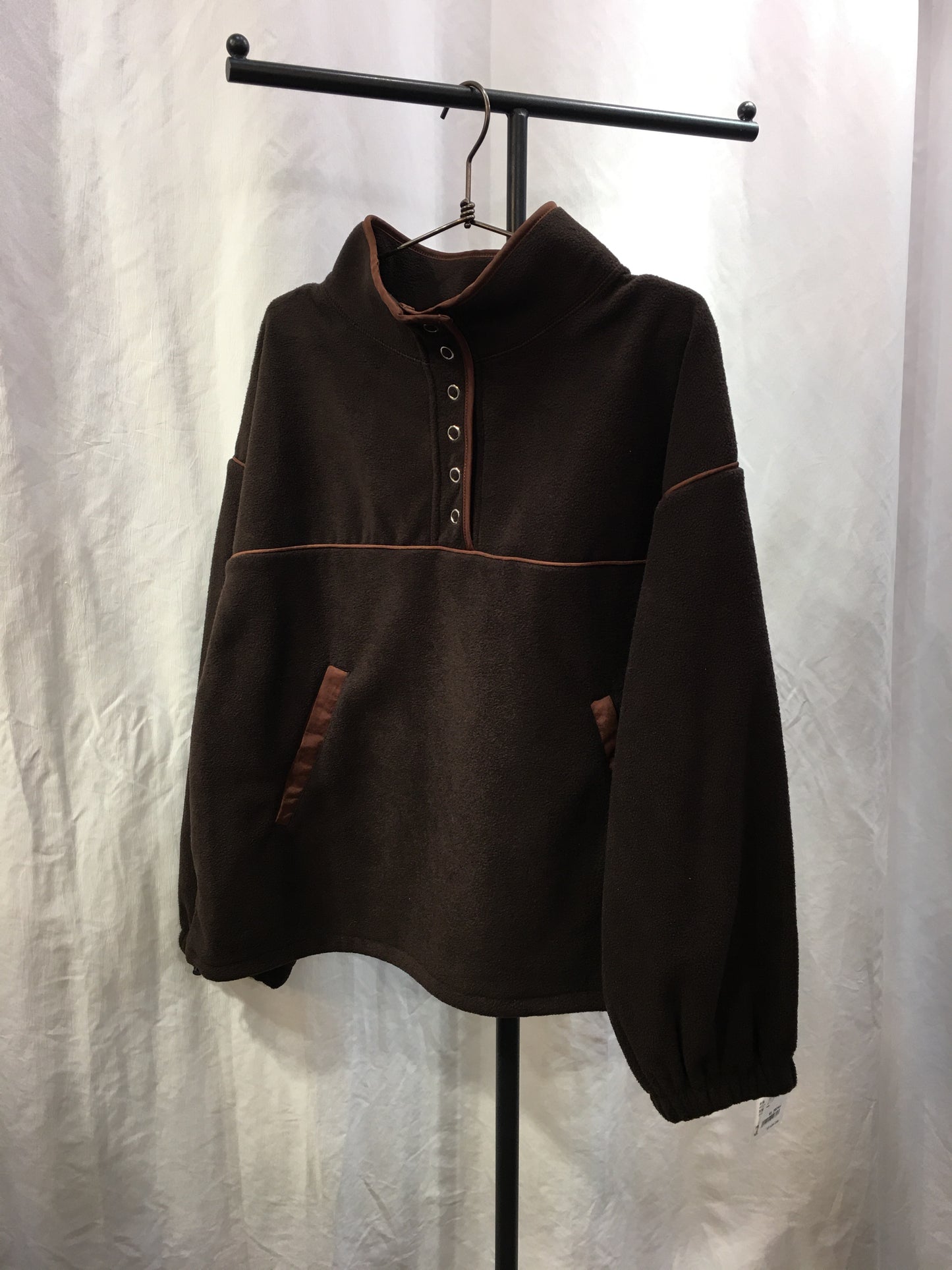 ☆【予約商品10/4入荷予定】フリースハイネックプルオーバー