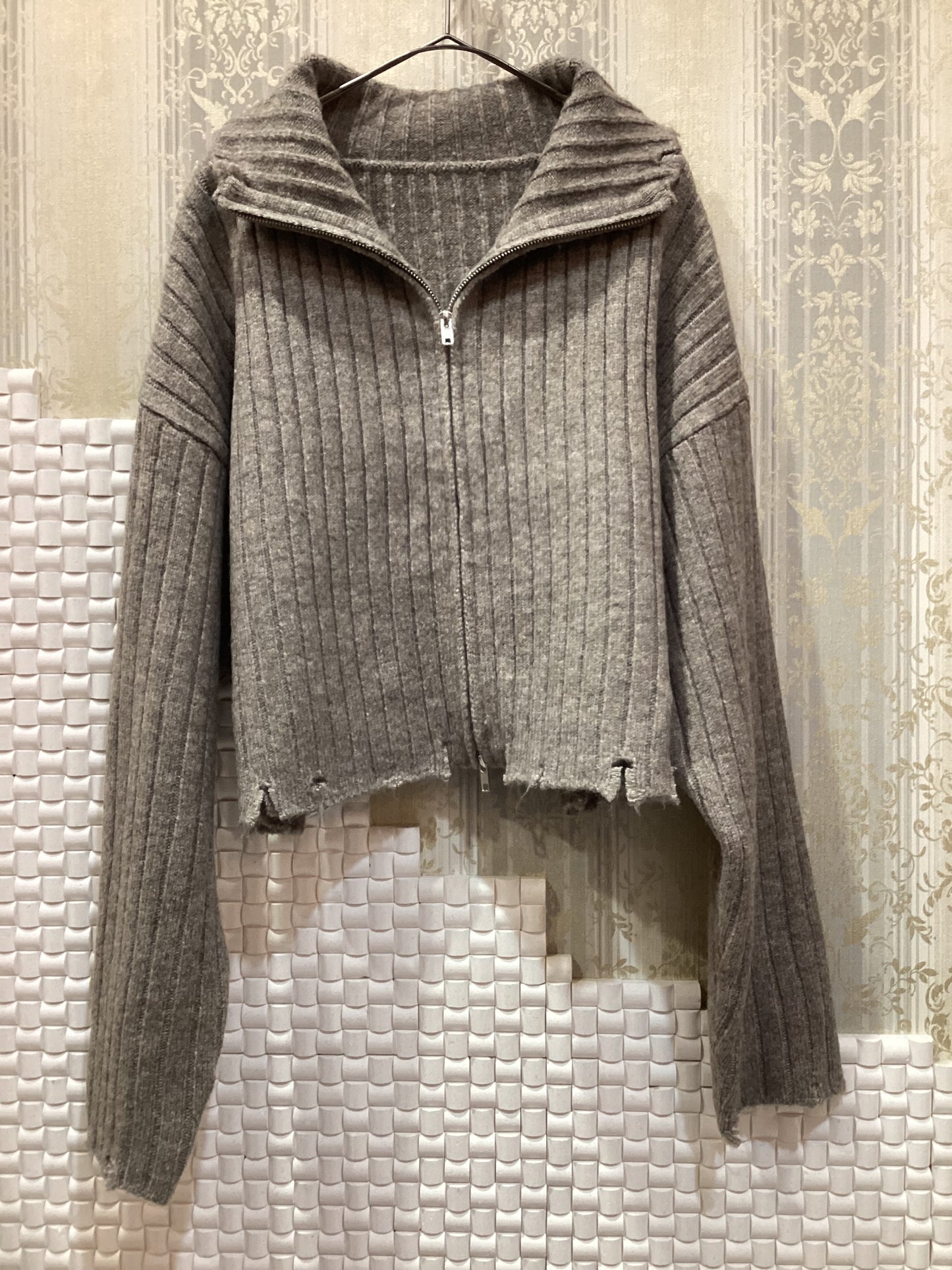 ◯ダブルZIPダメージハイネックPO