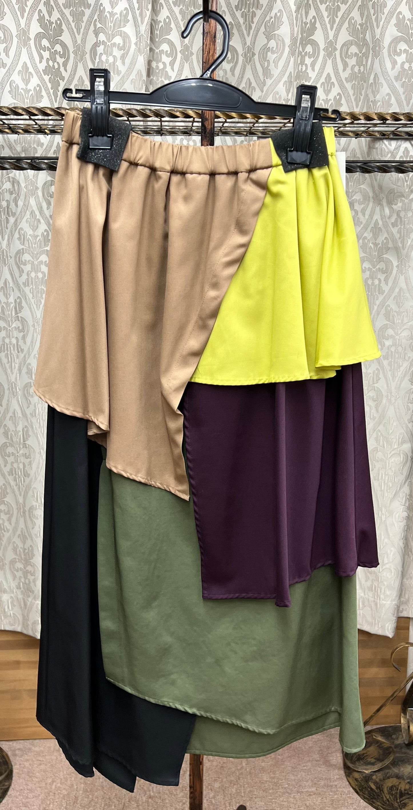 【8月20日再入荷】TEVALT 配色ティアードSK