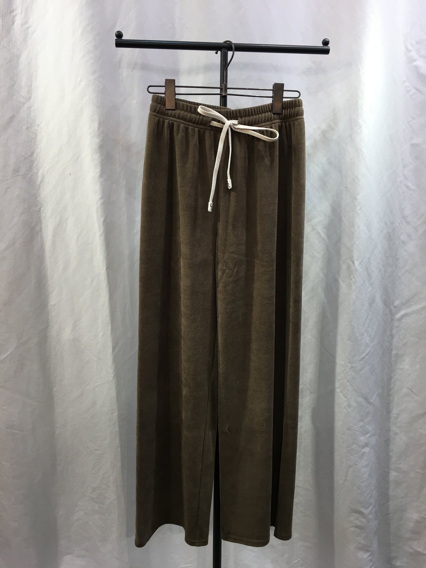 ☆リラックスコーデュロイパンツ