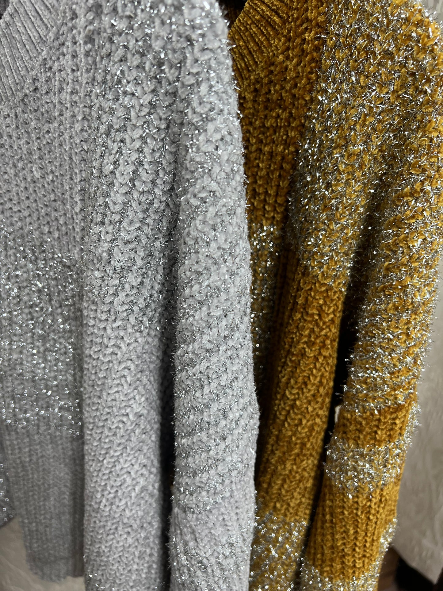 DOLLUPOOPS ラメ混ニットTOPS