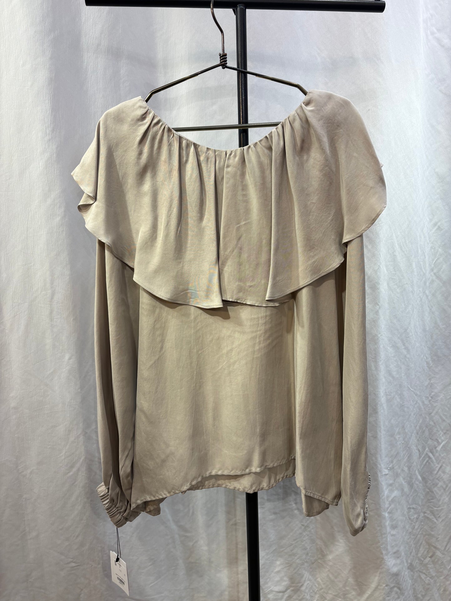 ☆CLOCHE フリルカラーTP