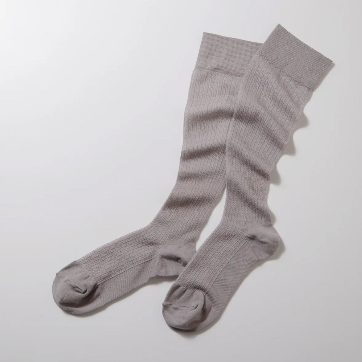 【予約☆次回6月中旬入荷分】MAEÉ 着圧ソックスお
