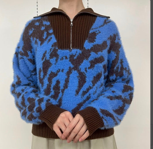 ATELIER SIX 7G フェザーアニマル柄 ハーフジップPO