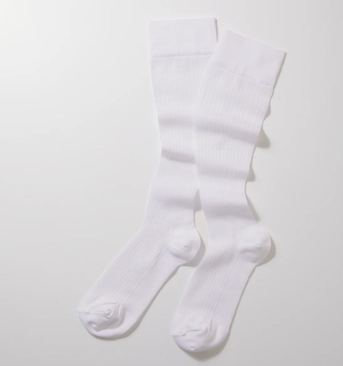 【予約☆次回6月中旬入荷分】MAEÉ 着圧ソックスお