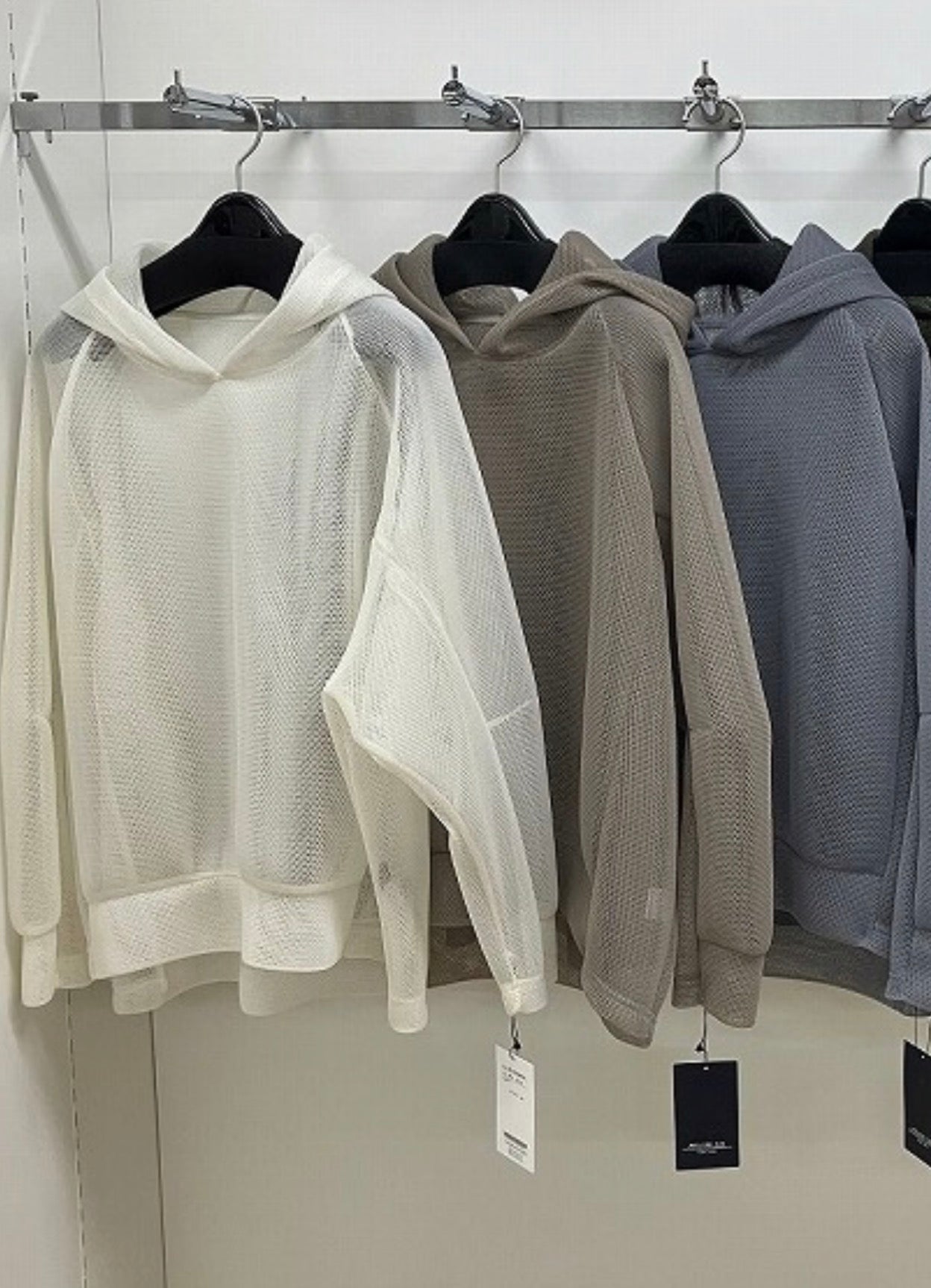 ATELIER SIX ダブルフェイスメッシュフーディー