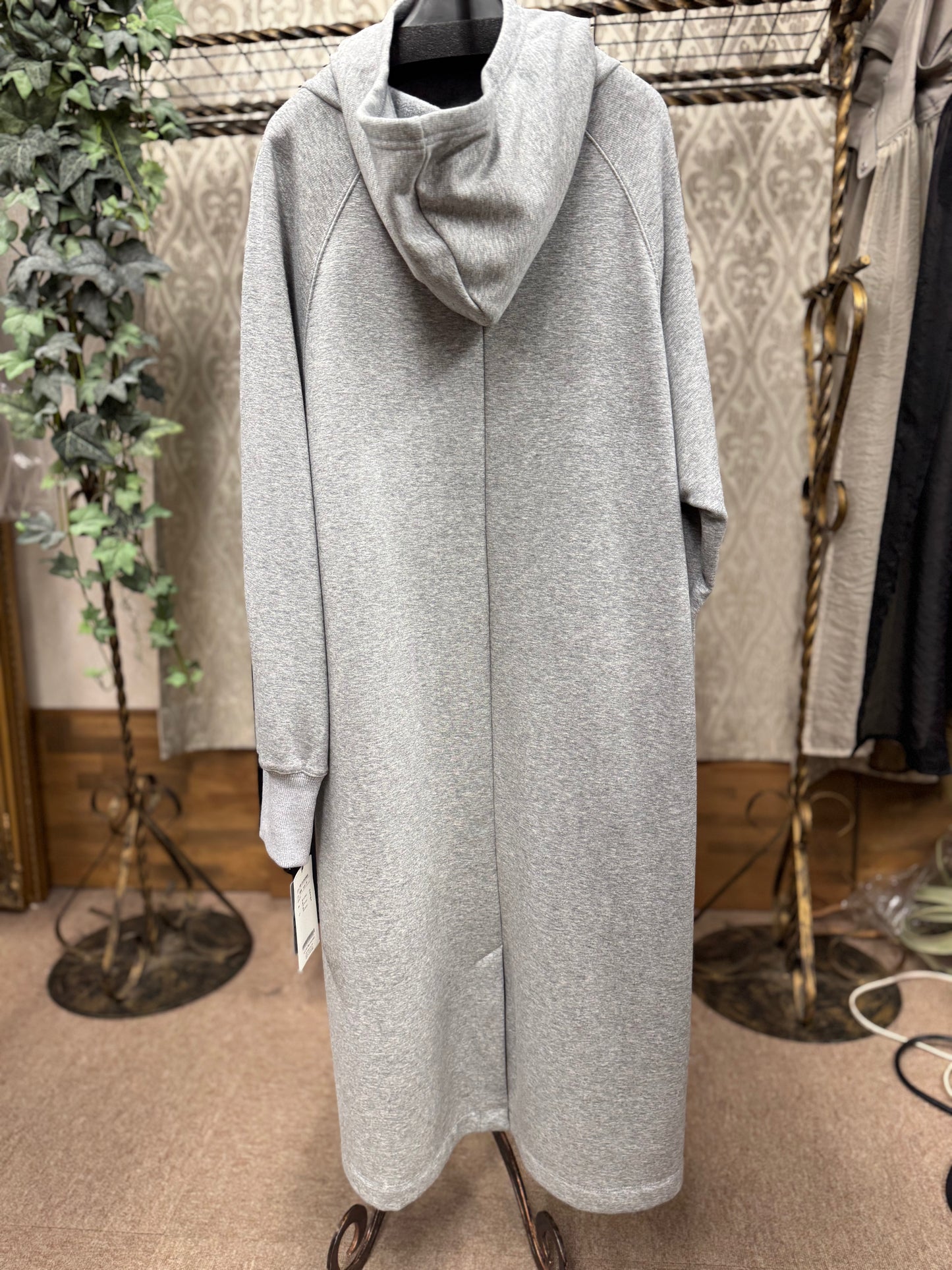 ATELIER SIX ボンバーヒートミニワンピ