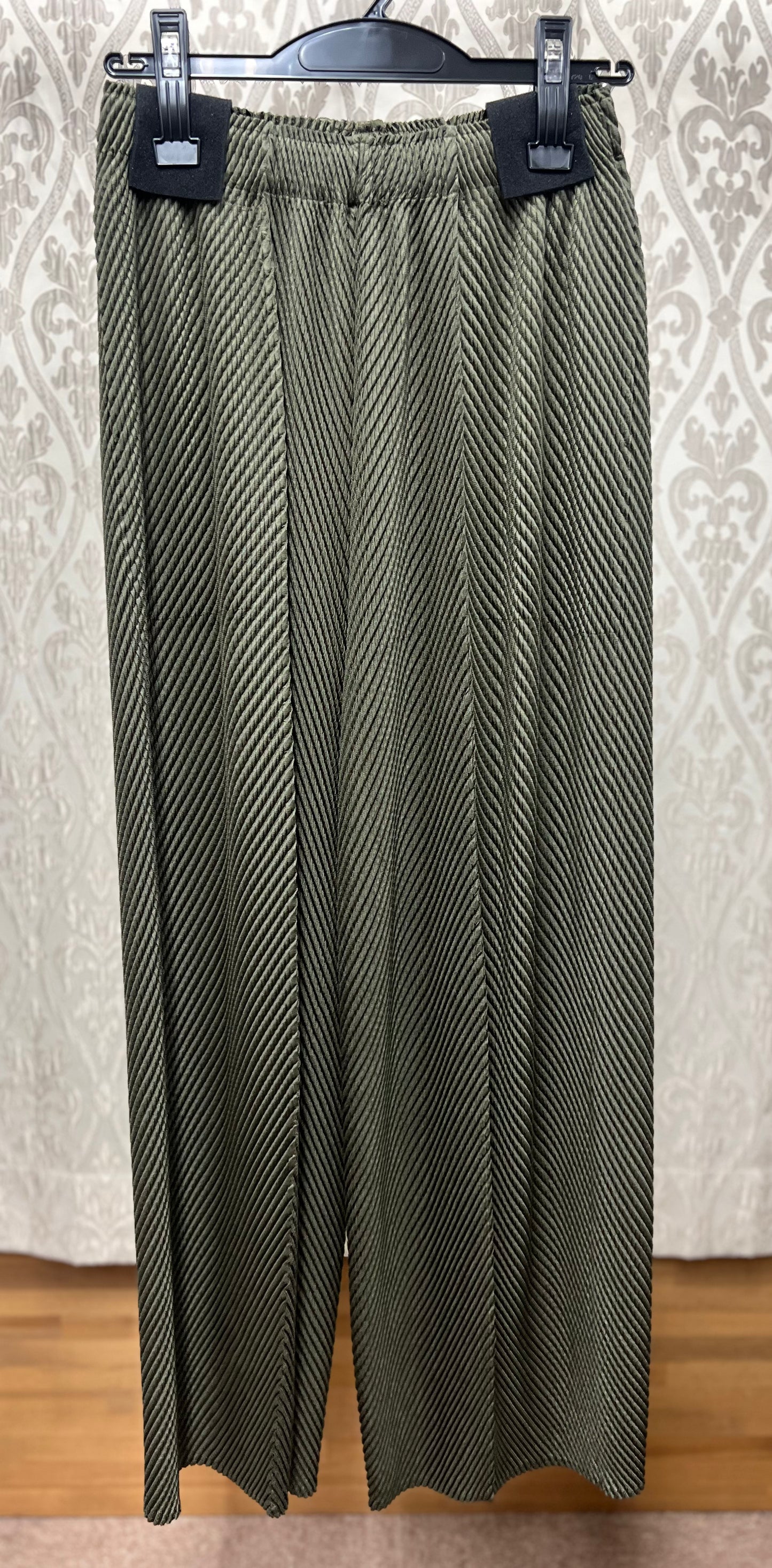 DOLLUPOOPS ヘリンボーンプリーツストレートPT