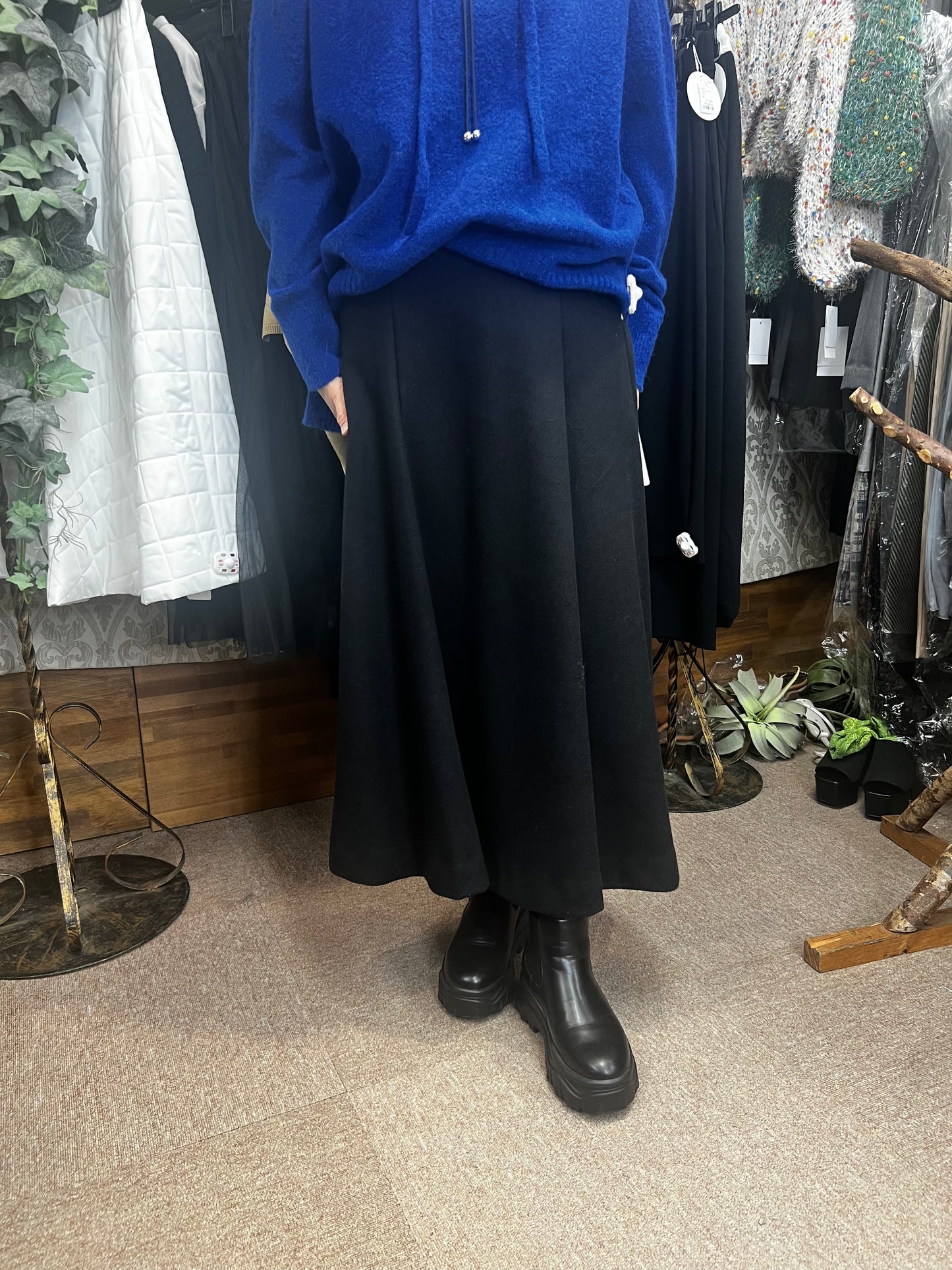 ウールライクフレアスカート