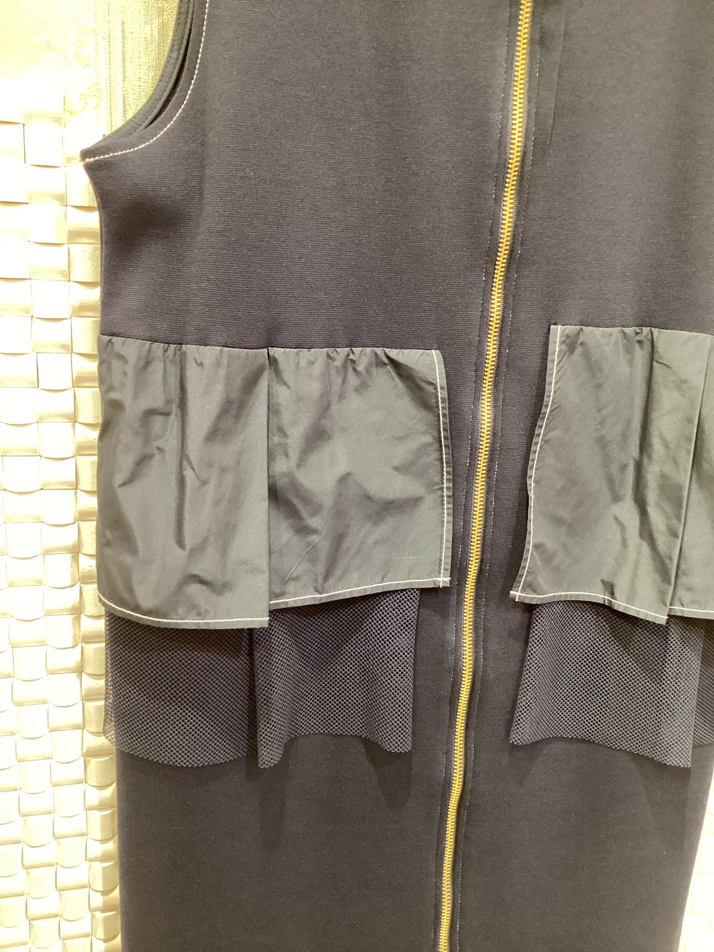◯TEVALT メッシュフリルジレ
