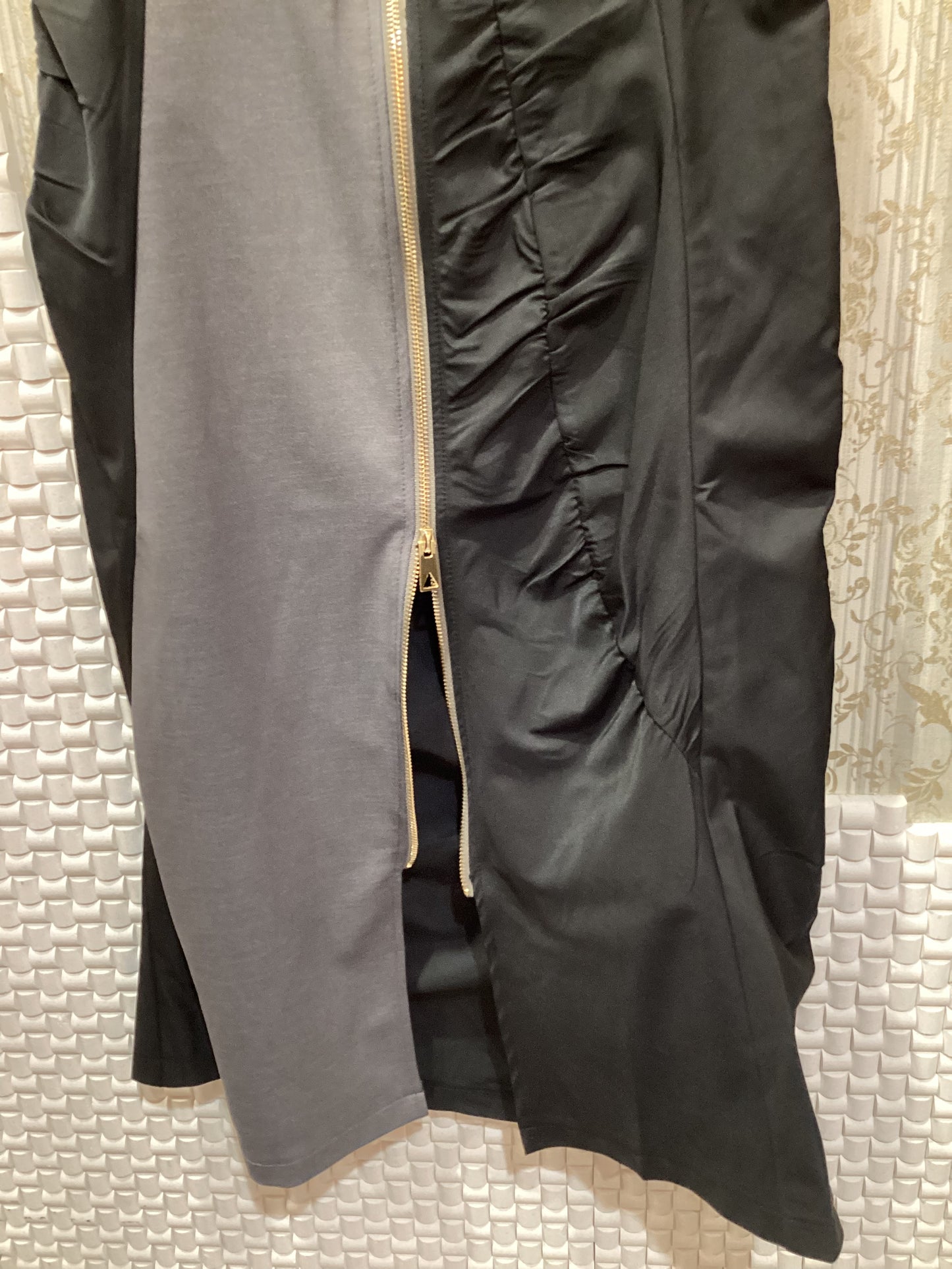 ◯異素材切替ギャザーW ZIP SK