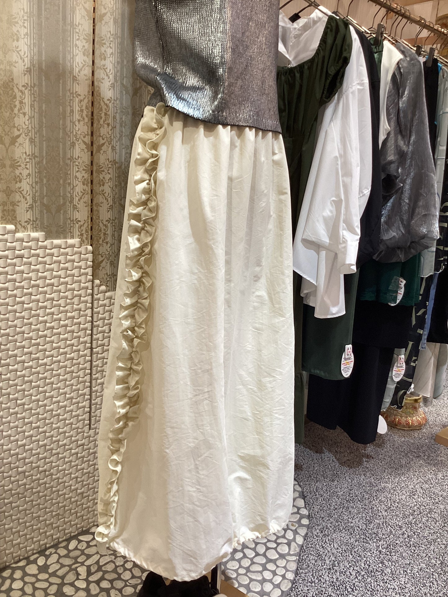 ◯サイドフリルラインバルーンSK