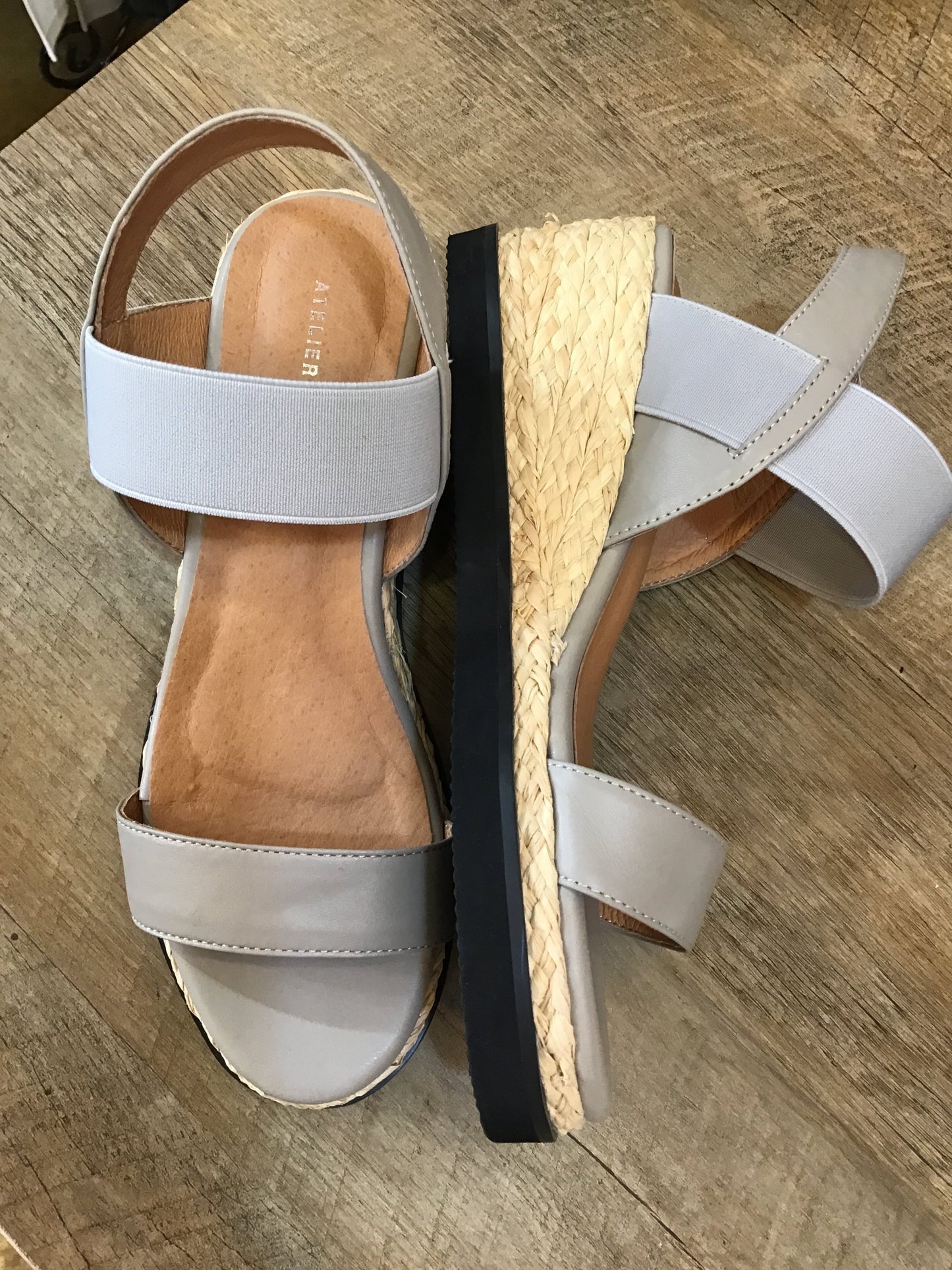 ☆atelier brugge ラバーストラップサンダル Mサイズ