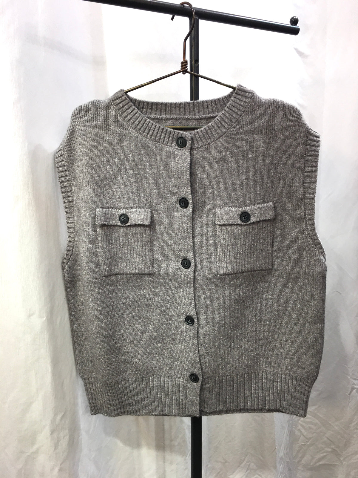 ☆ Amuelle Rosettaニットボタンベスト