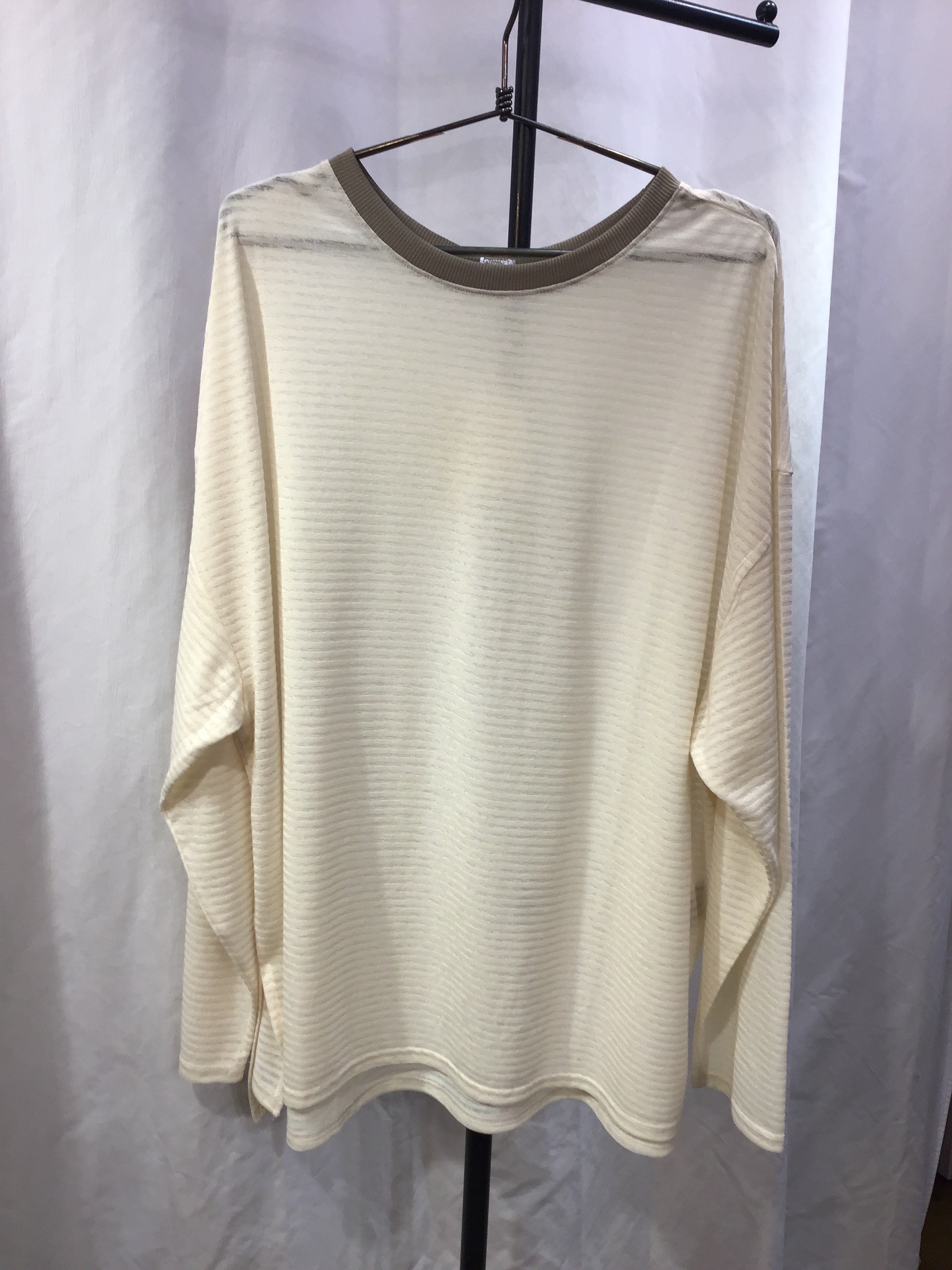 ☆chignonシアーボーダーTee – q.b.cの公式オンラインストア
