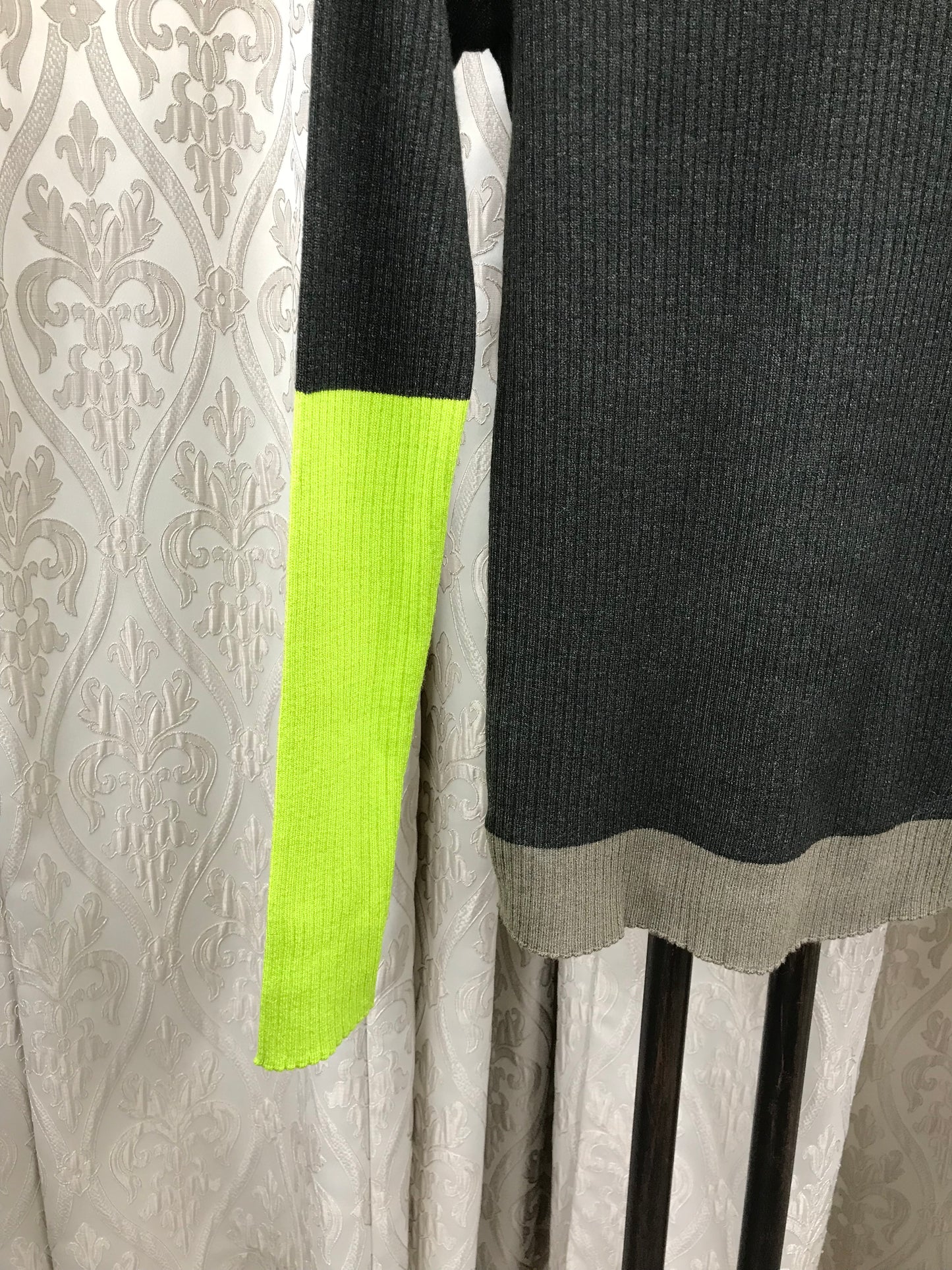 ブロック配色リブニット