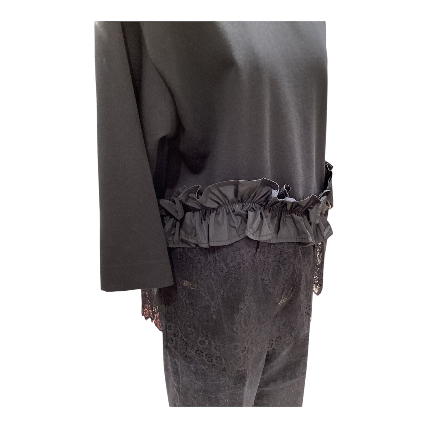 ◎Eimee Law ヘムフリルレースTOPS
