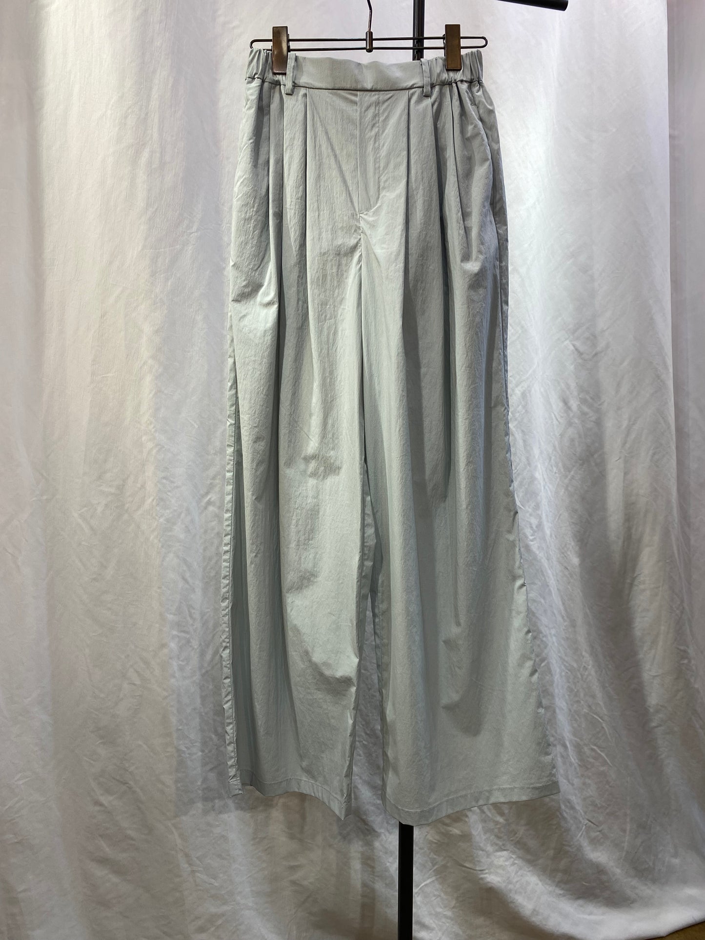 ☆CLOCHE ナイロンタックパンツ